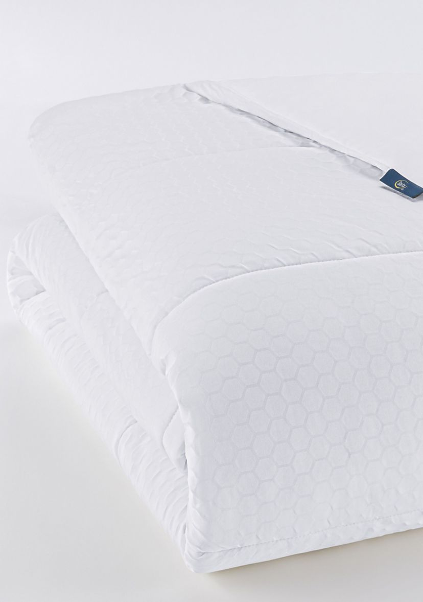 Serta Power Chill Down Alternative Comforter