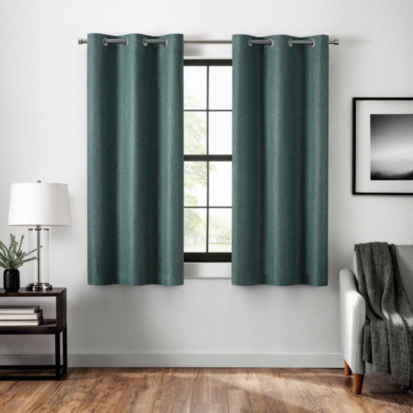 Magnitech Welwick Herringbone 100% Blackout Grommet Panel with Magnetic Closure