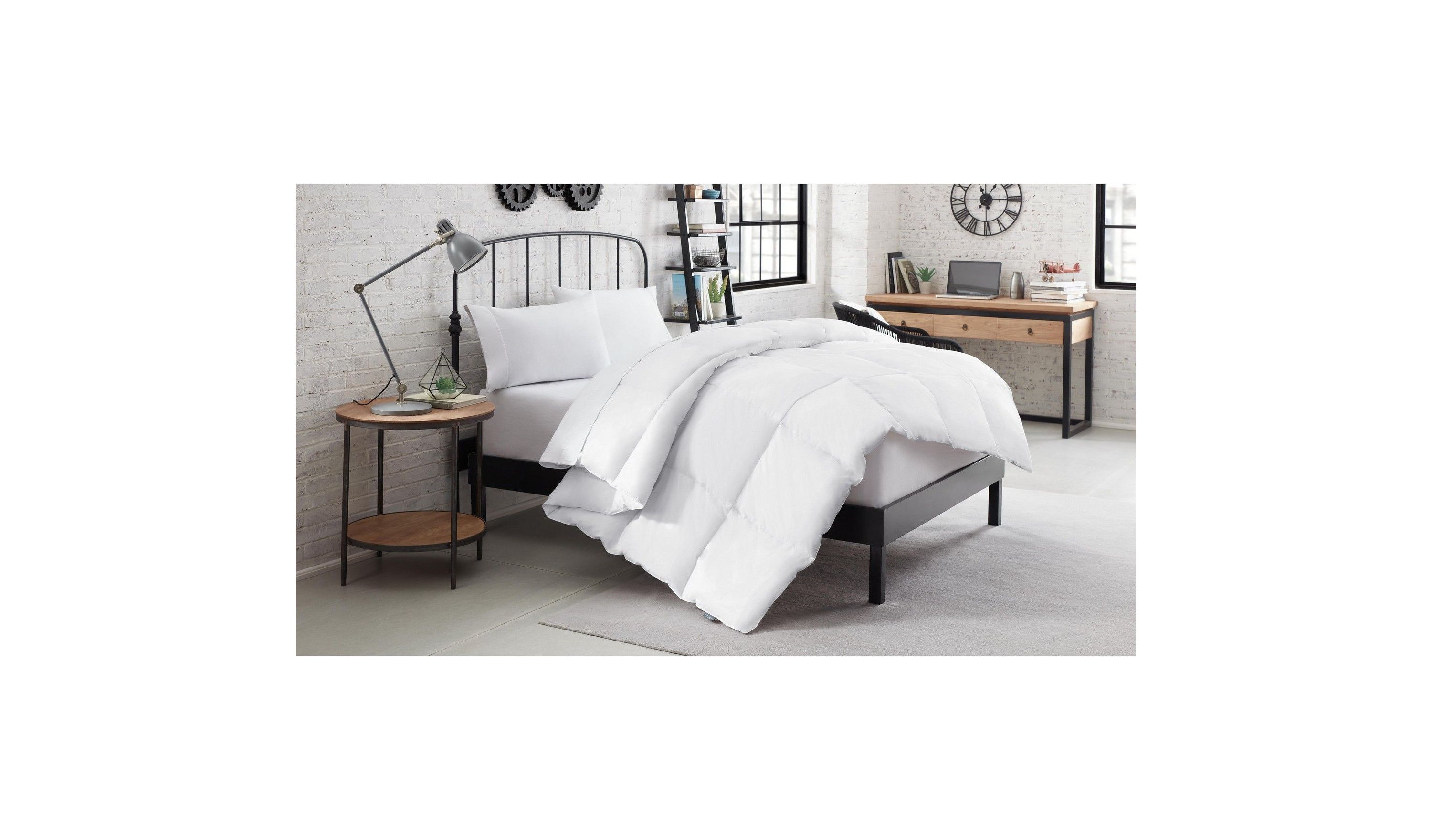 Soft and Natural 100% Cotton Feather Fill Comforter