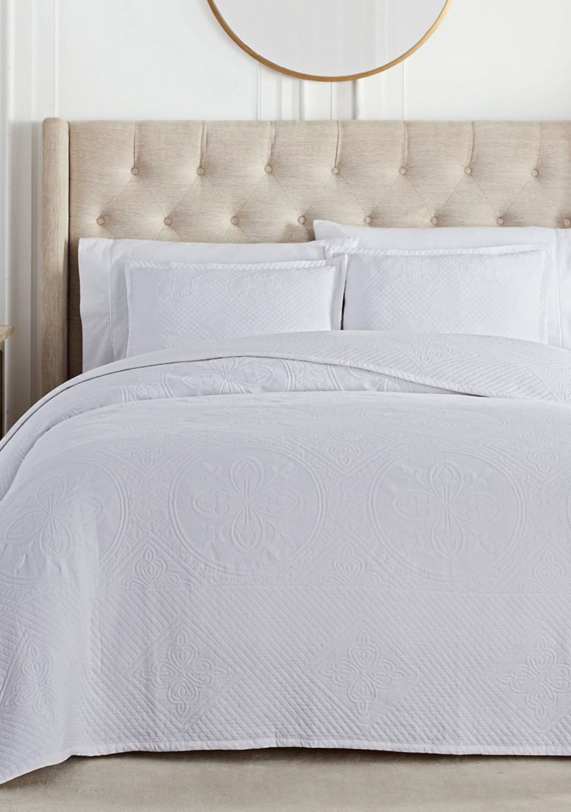 MATELASSE OVERSIZED BEDSPREAD SET