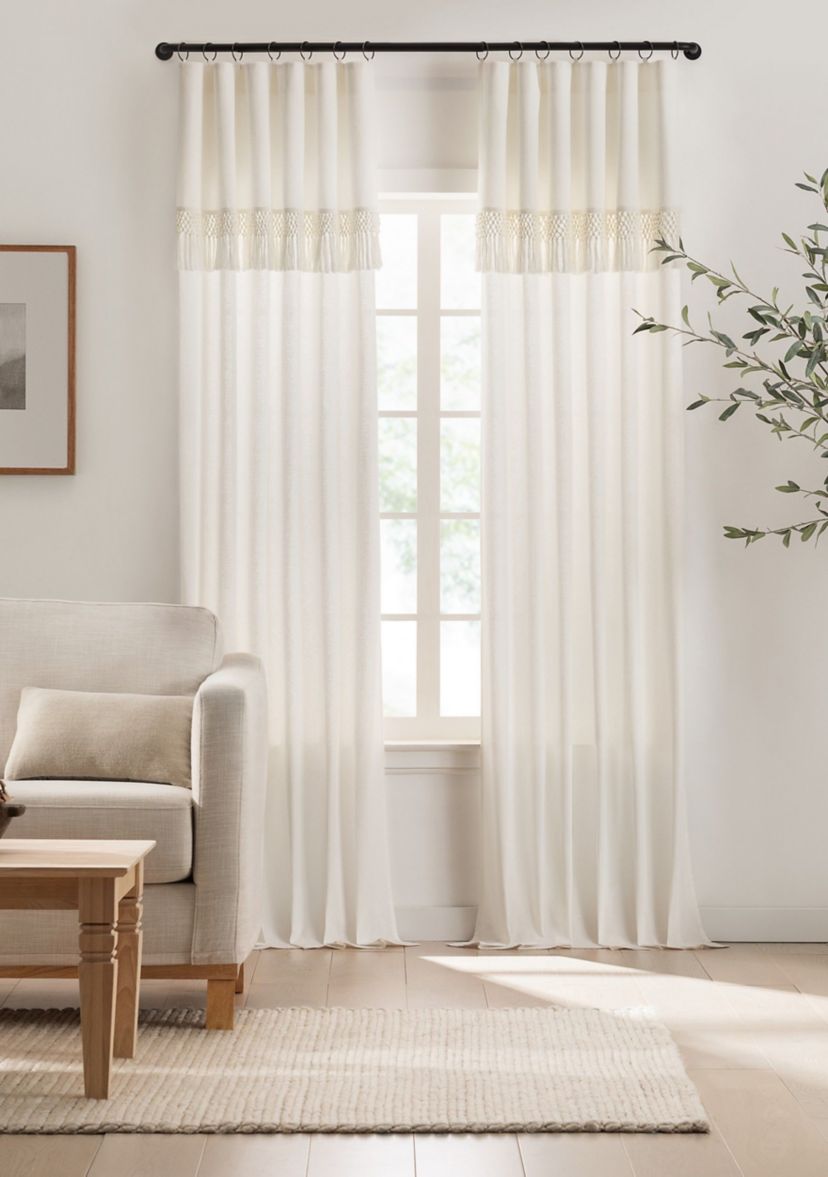LUCINDA LIGHT FILTERING PANEL