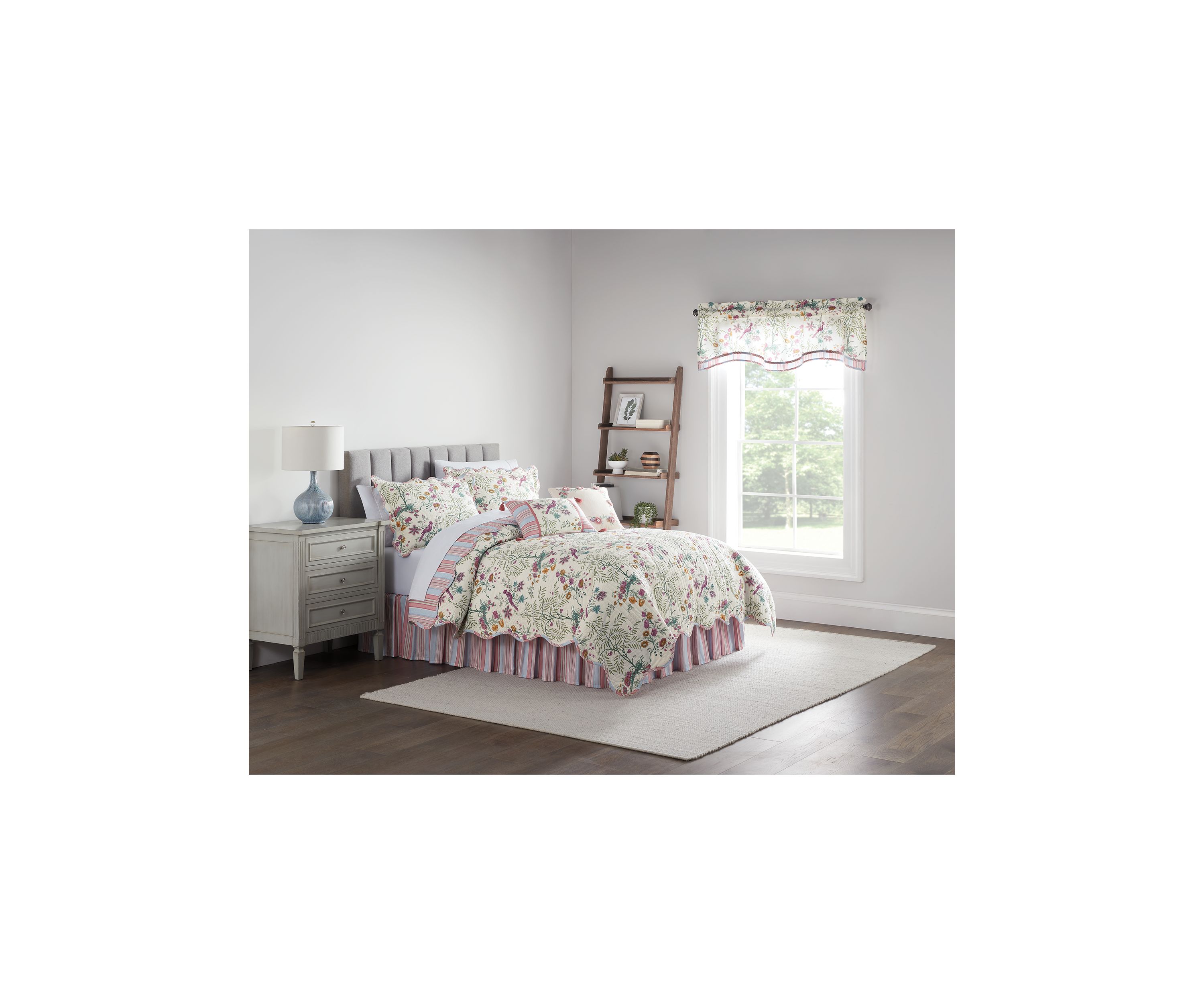 Above the Trees Quilt Set