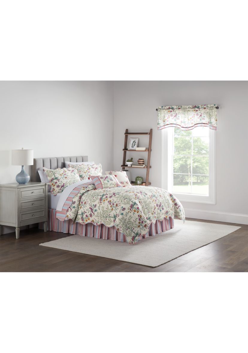 Above the Trees Quilt Set