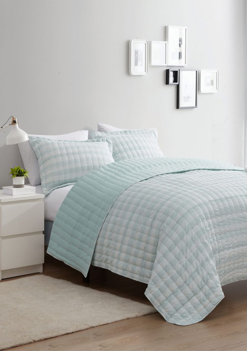Embroidered Checkered Quilt and Pillow Sham Set