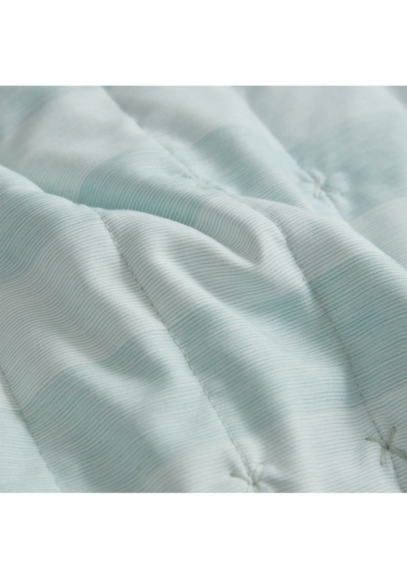 Embroidered Checkered Quilt and Pillow Sham Set