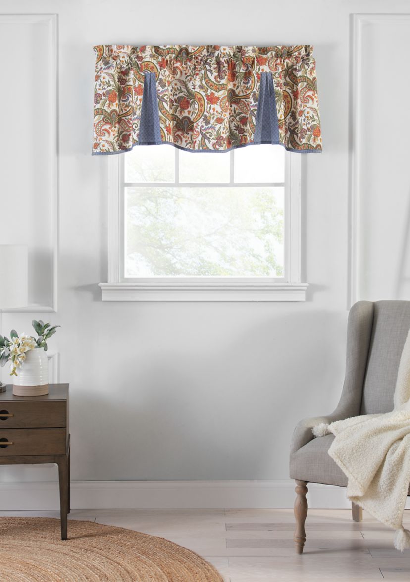 Rhapsody Crème Ascot Valance