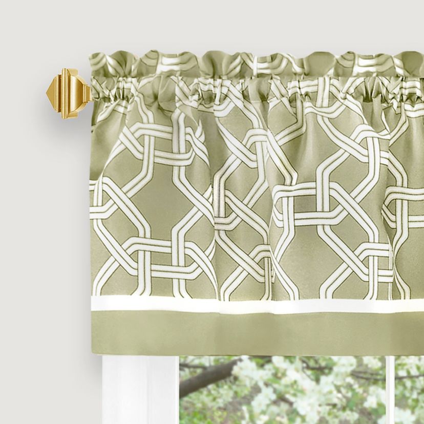 Arlington Curtain Tier and Valance Set