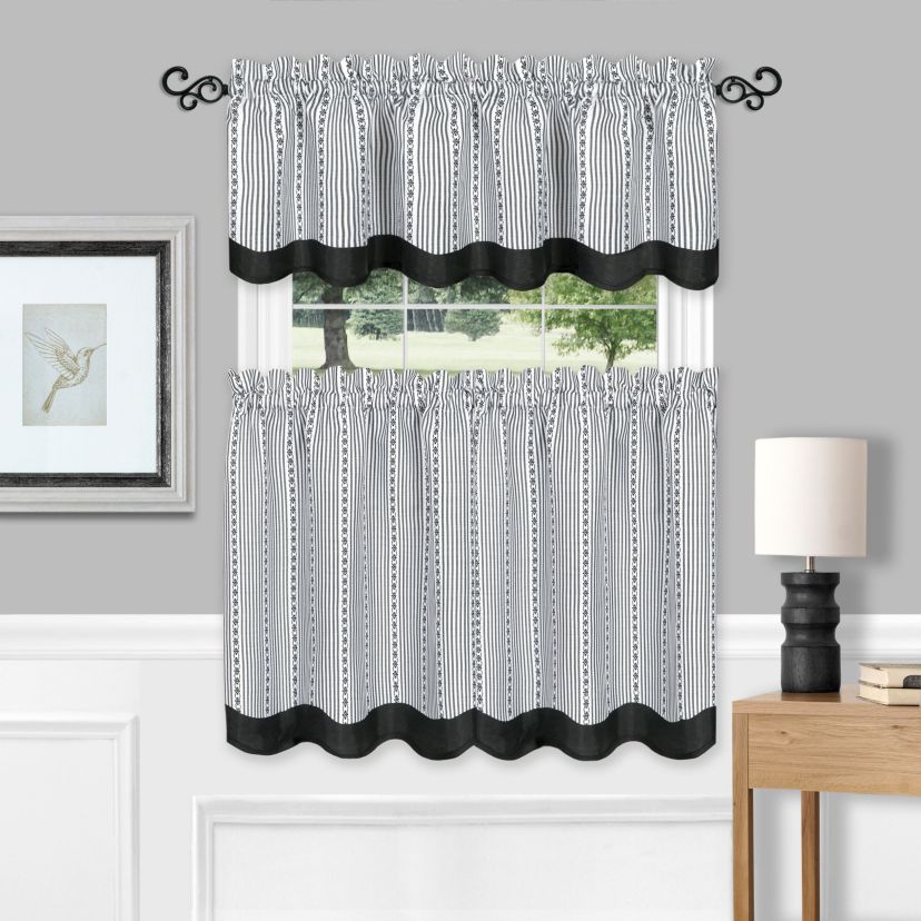 Buono II Decorative Rod and Finial Medley