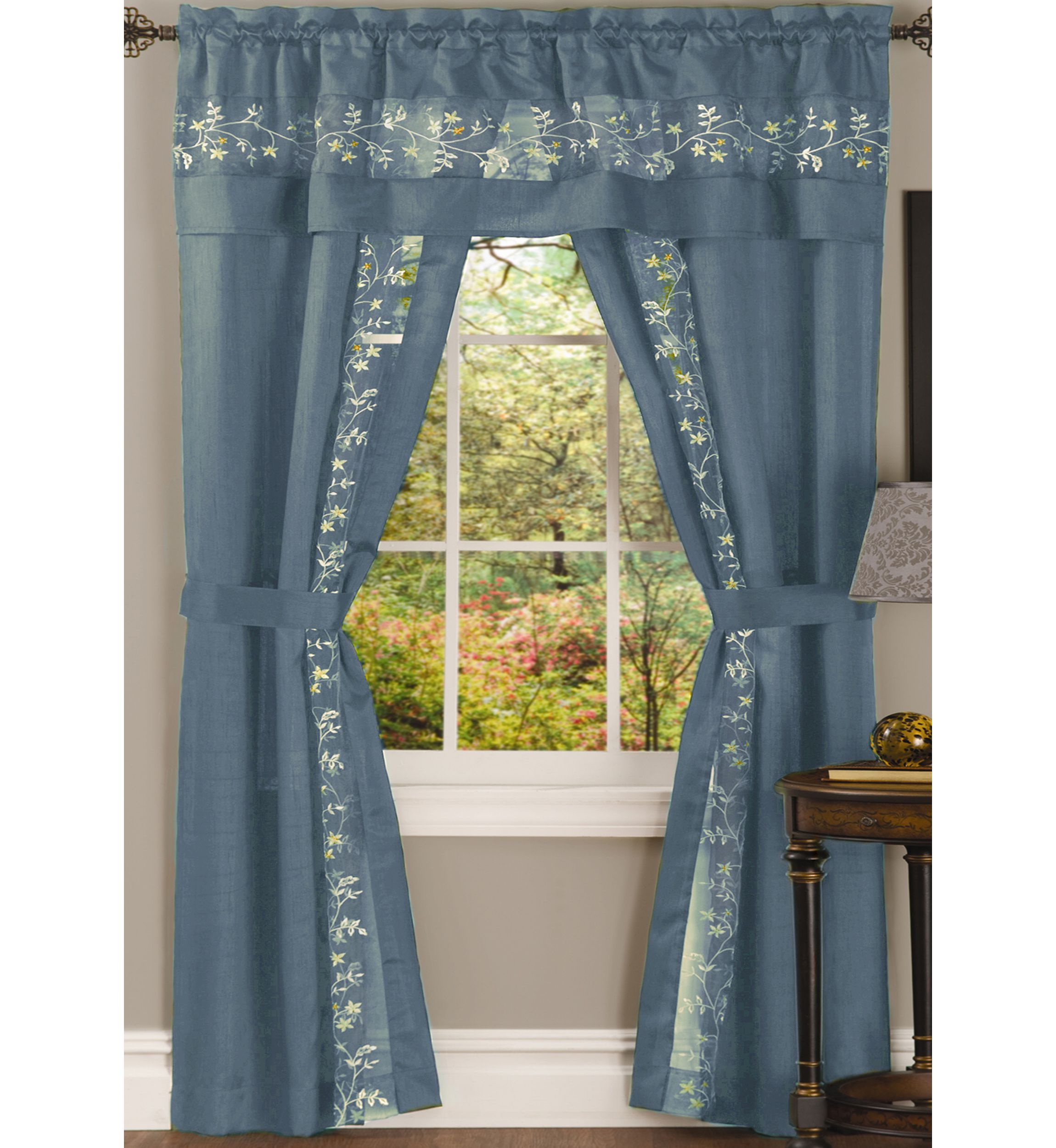 Fairfield 5 Piece Window Curtain Set