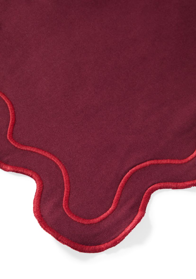 Dark Red Scalloped Placemat 