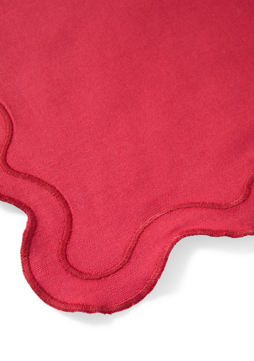 Dark Red Scalloped Placemat 