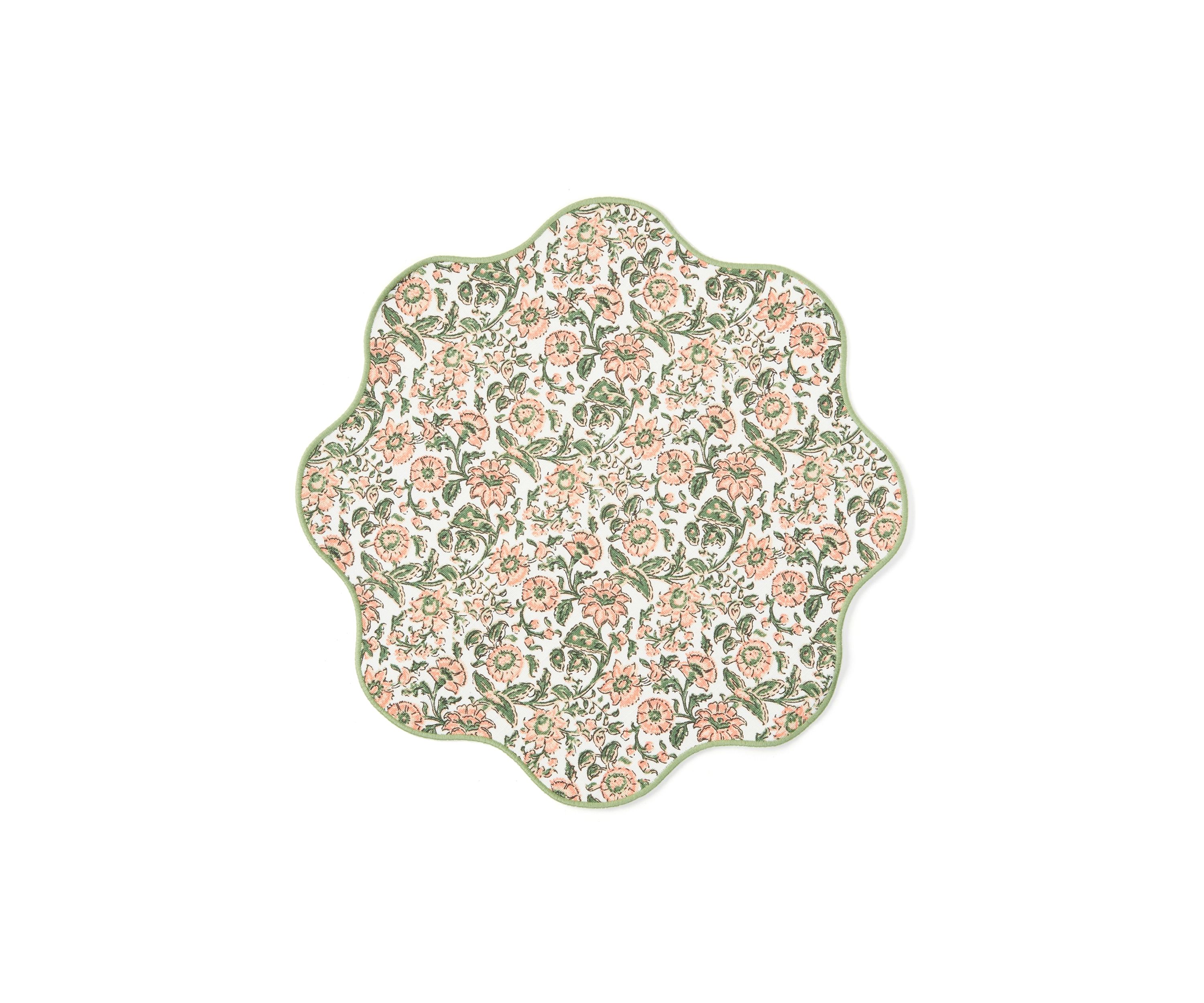 Reversible Floral Printed Scalloped Placemat