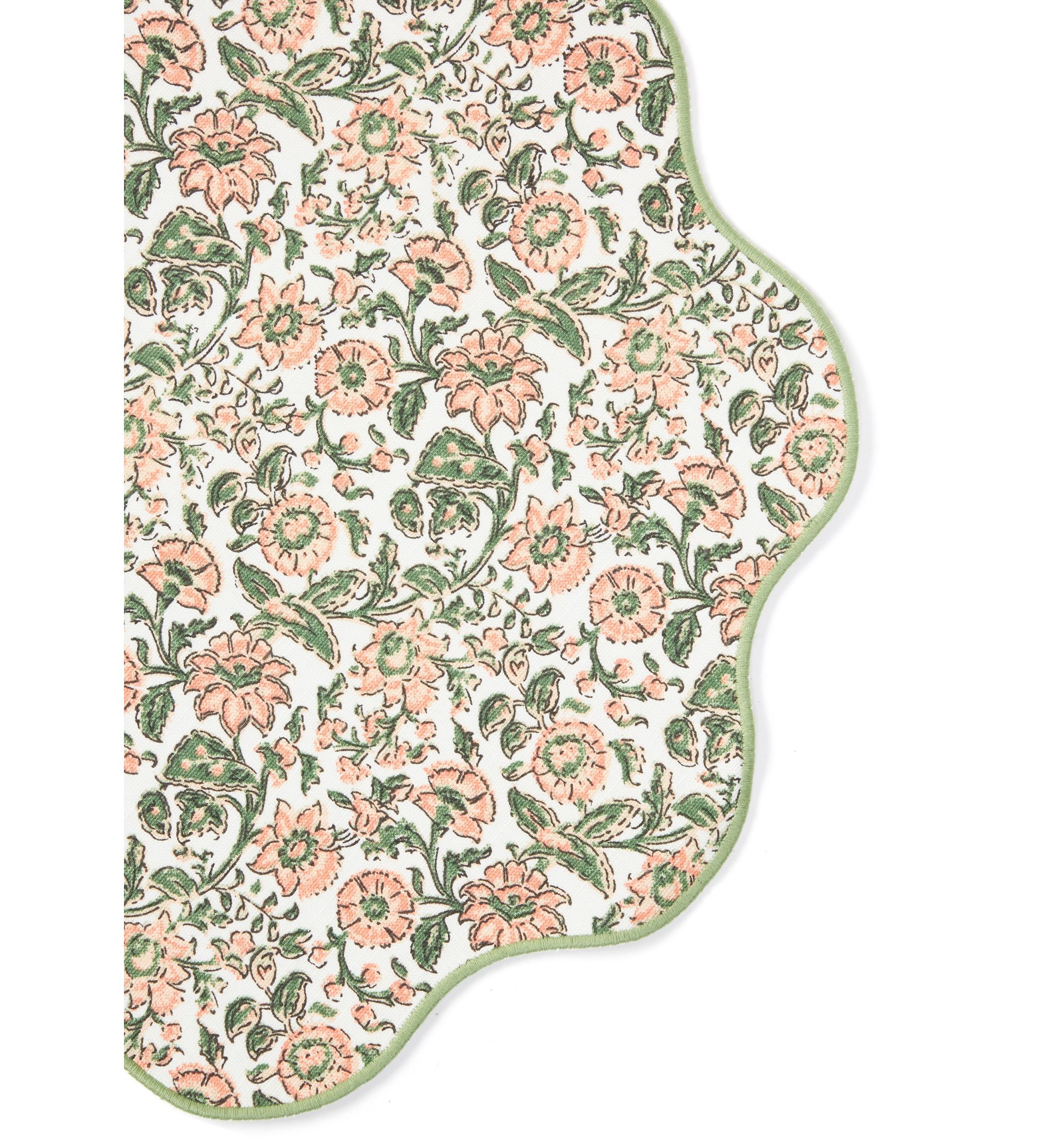 Reversible Floral Printed Scalloped Placemat