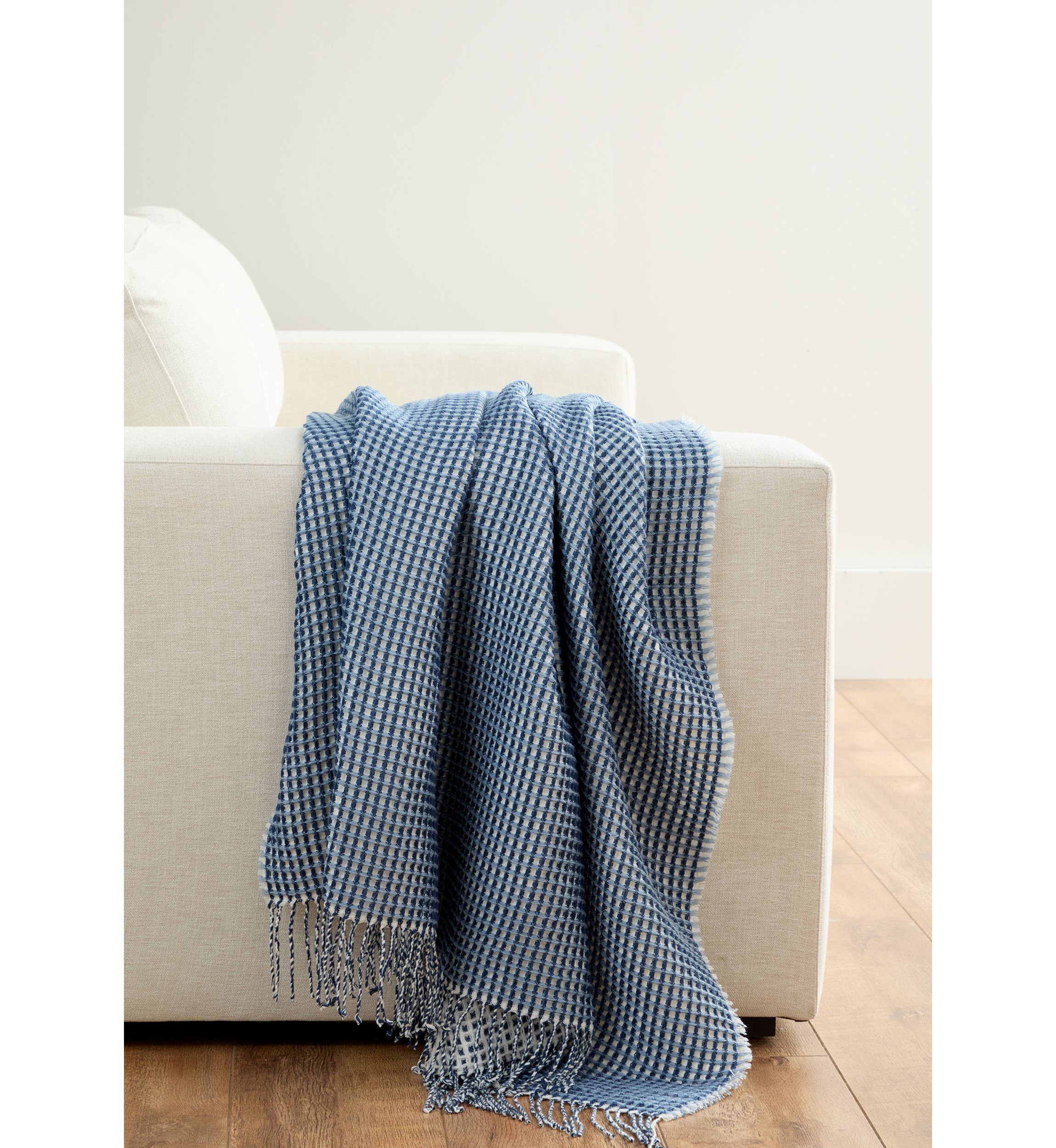 Waffle Knit Fringe Throw Blanket