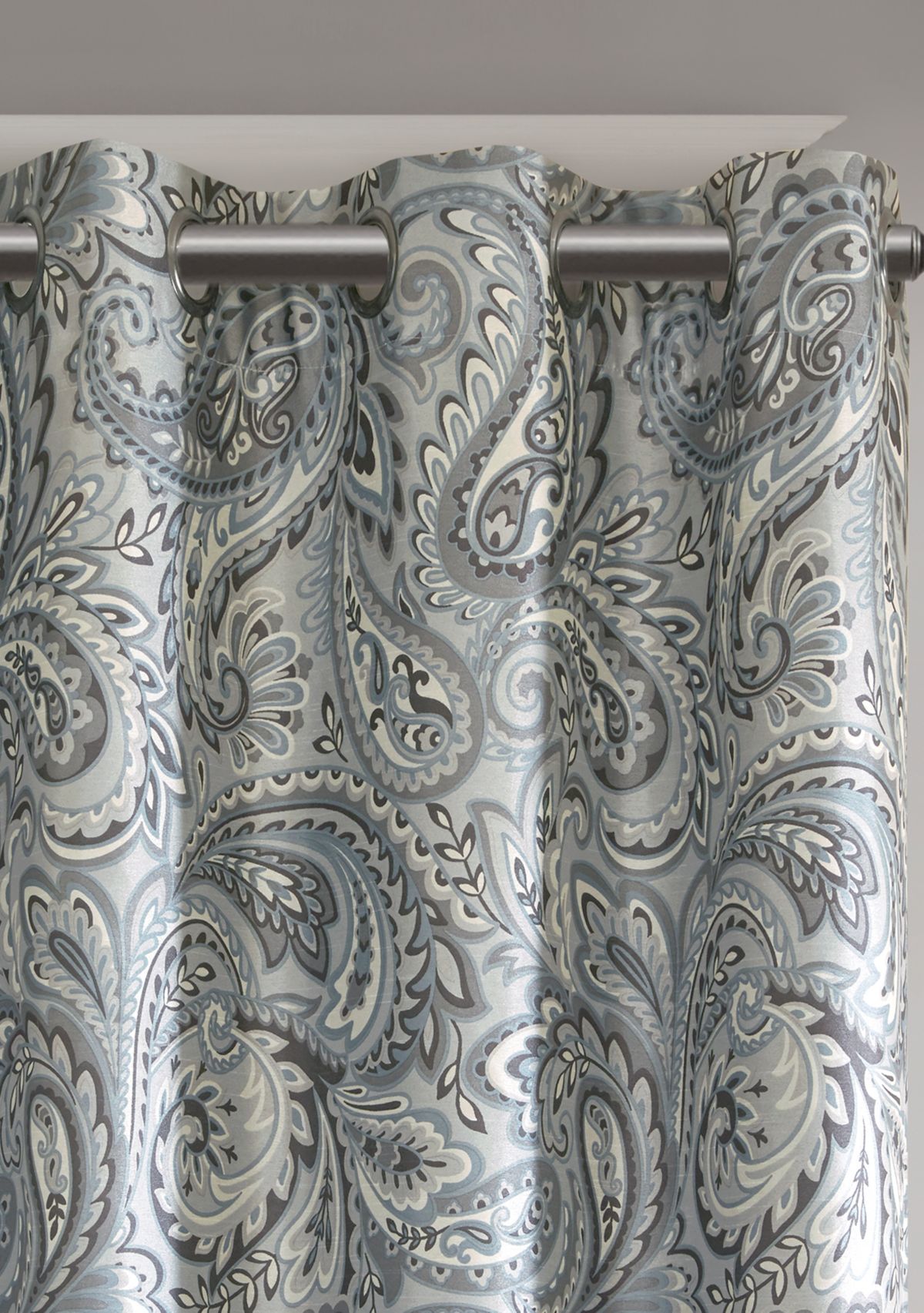 Jenelle Paisley Printed Total Blackout Window Panel