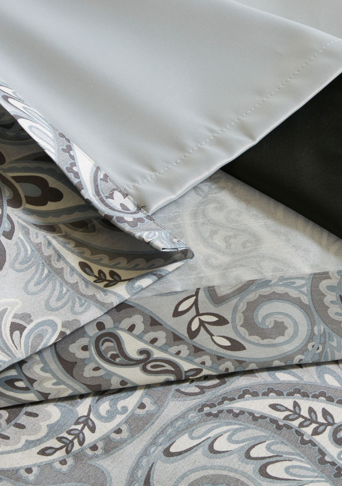 Jenelle Paisley Printed Total Blackout Window Panel