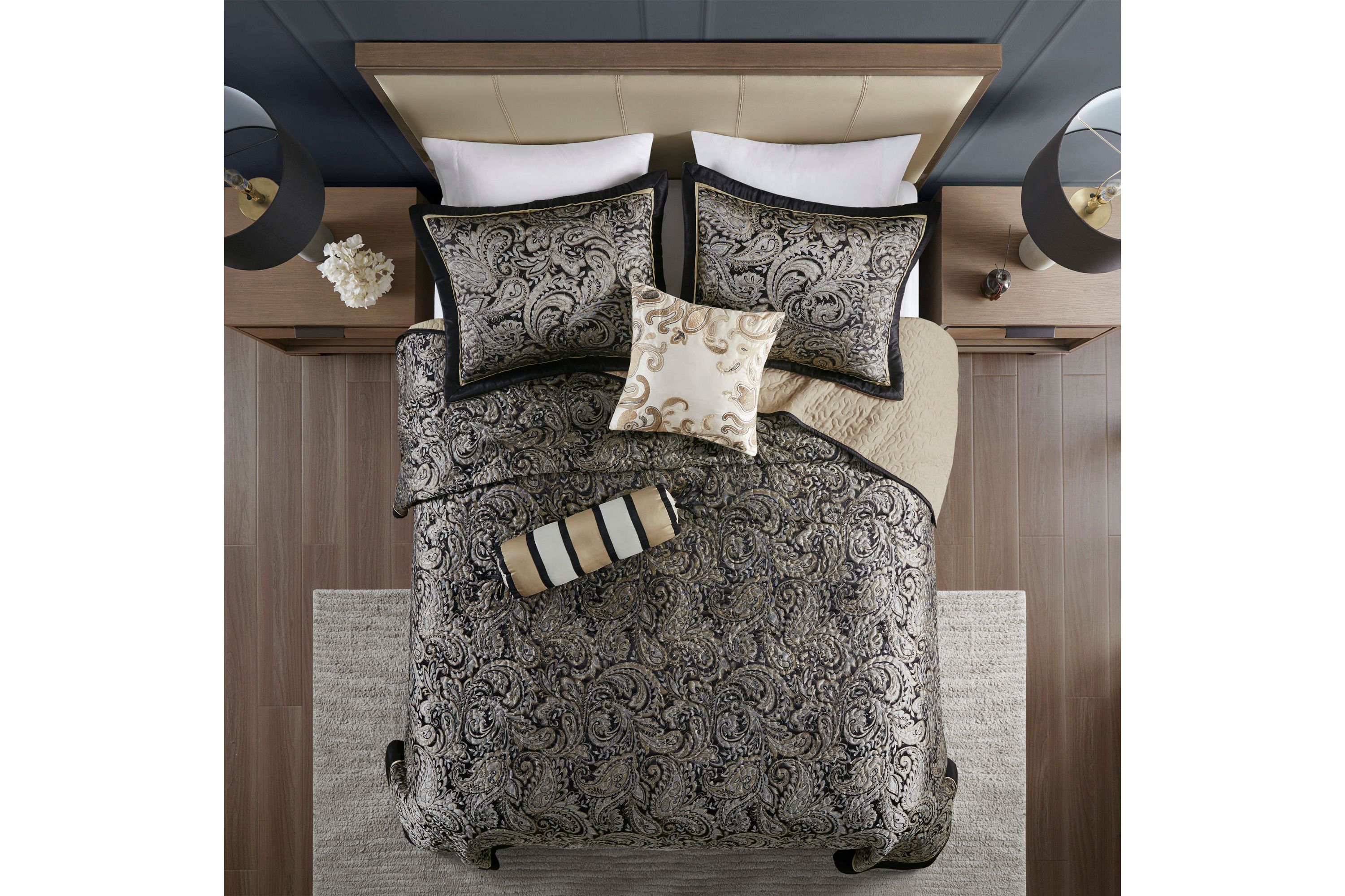 Aubrey 5 Piece Reversible Jacquard Bedspread Set