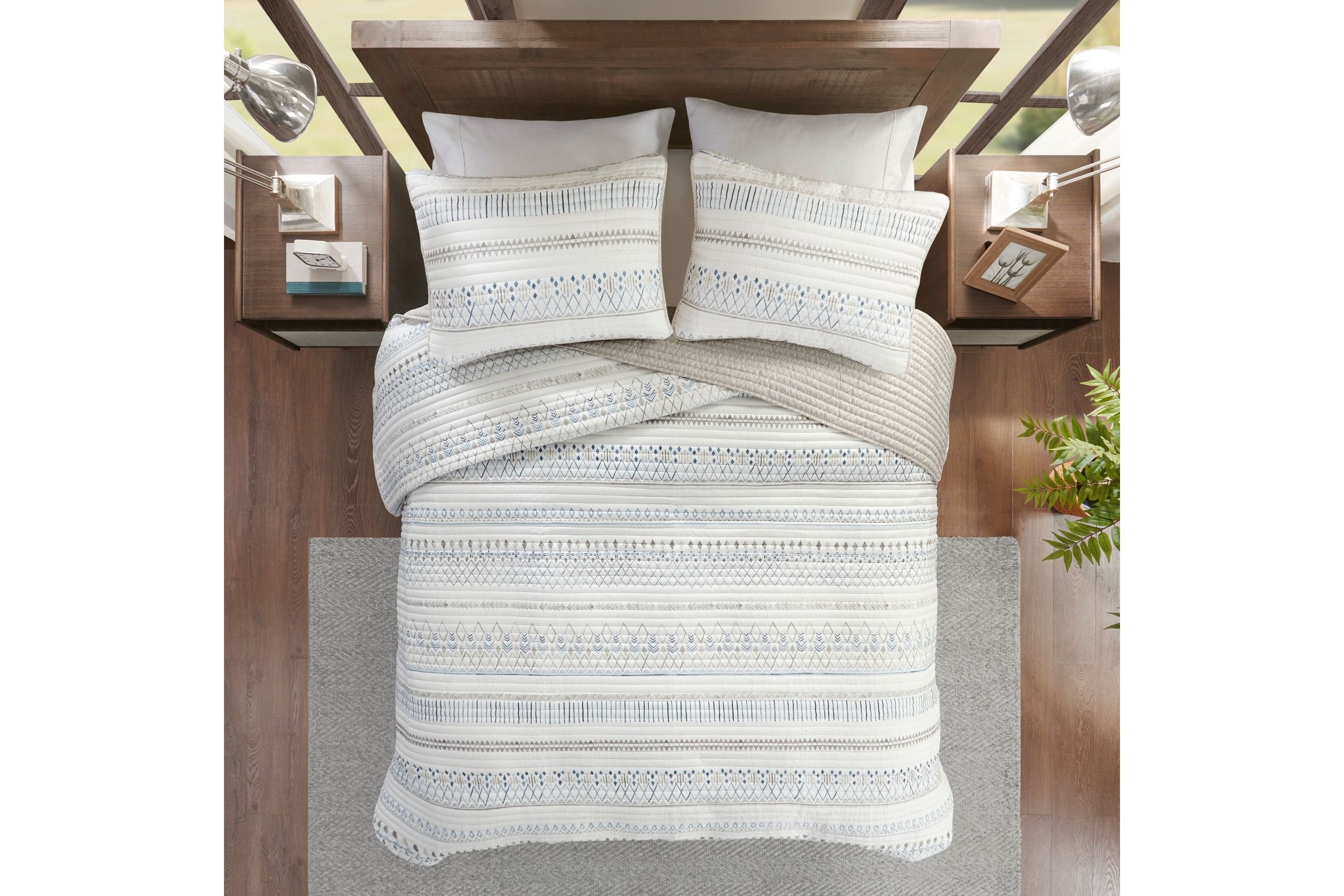 Fraser 3 Piece Printed Microfiber Seersucker Quilt Set
