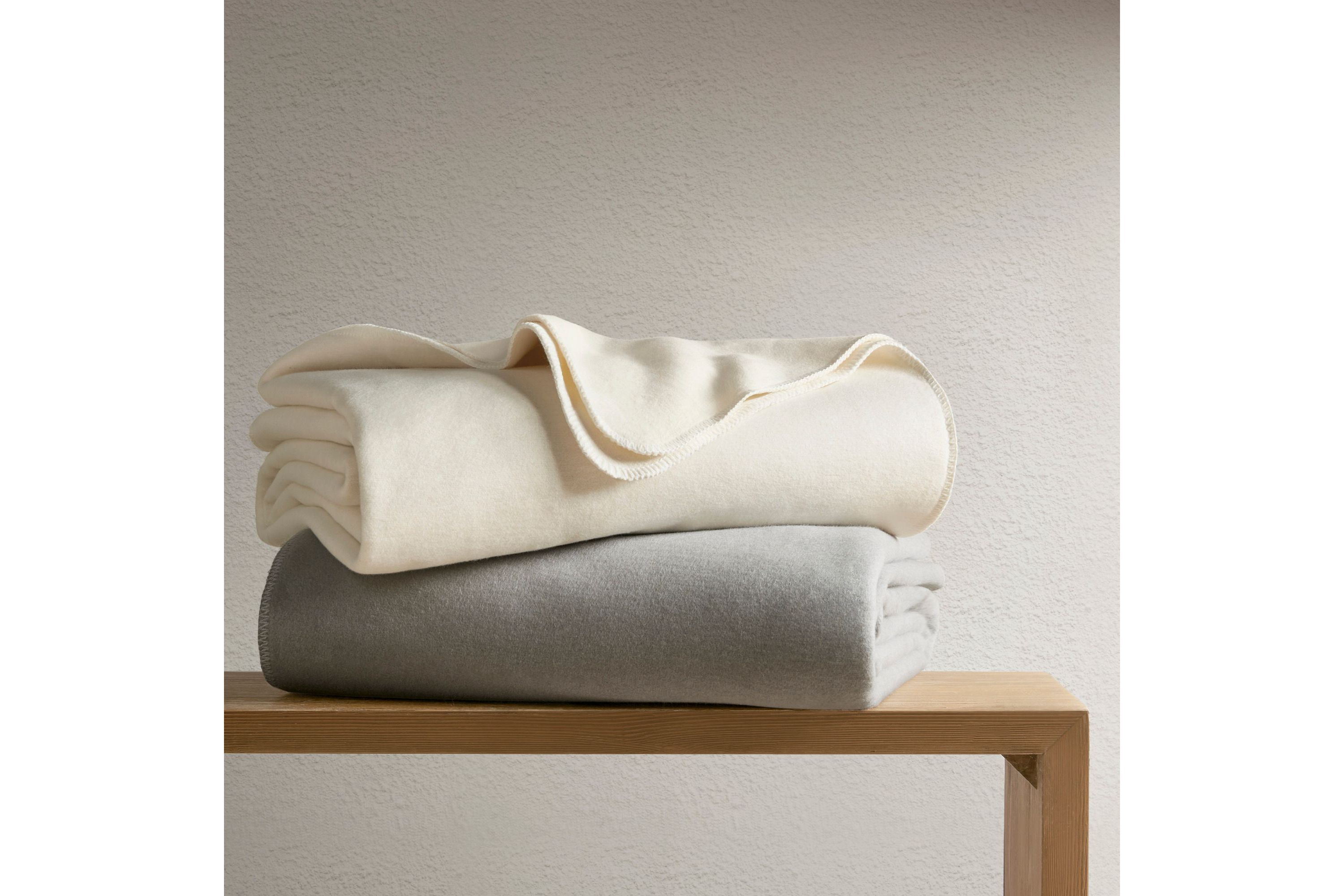 Andaz Solid Cotton Blanket
