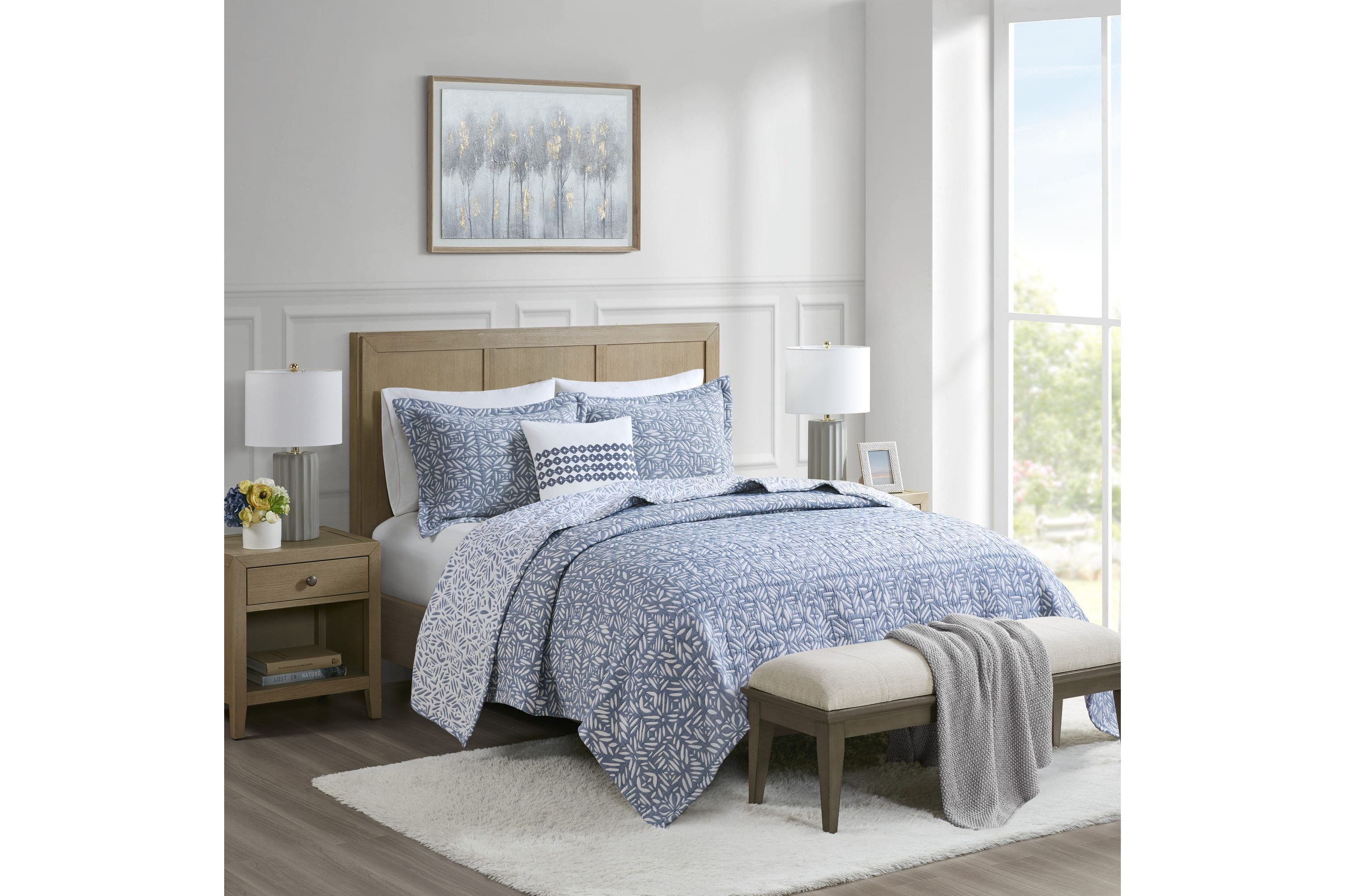 Harmony 4 Piece Oversized Reversible Matelasse Quilt Set with Throw Pillow