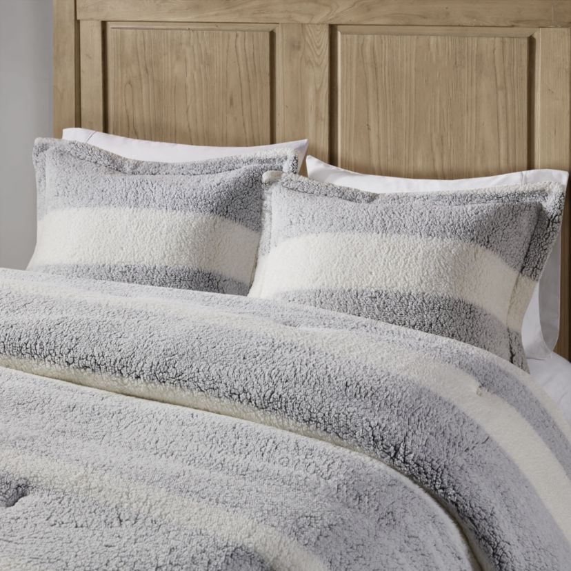 Hollis Sherpa Comforter Set