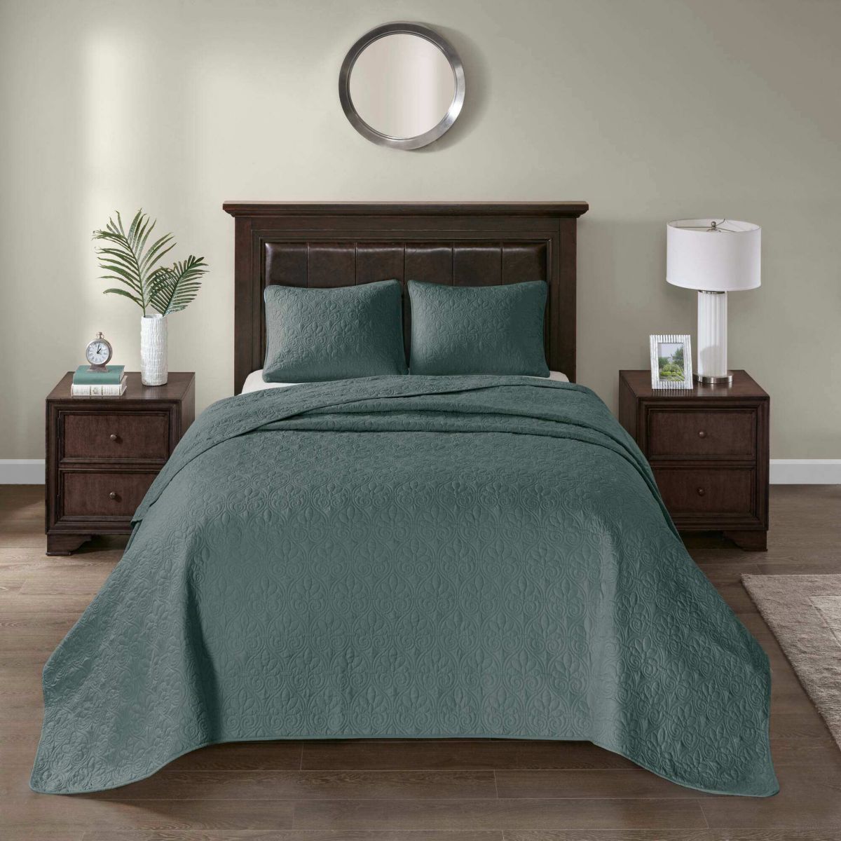 Quebec 3 Piece Reversible Bedspread Set