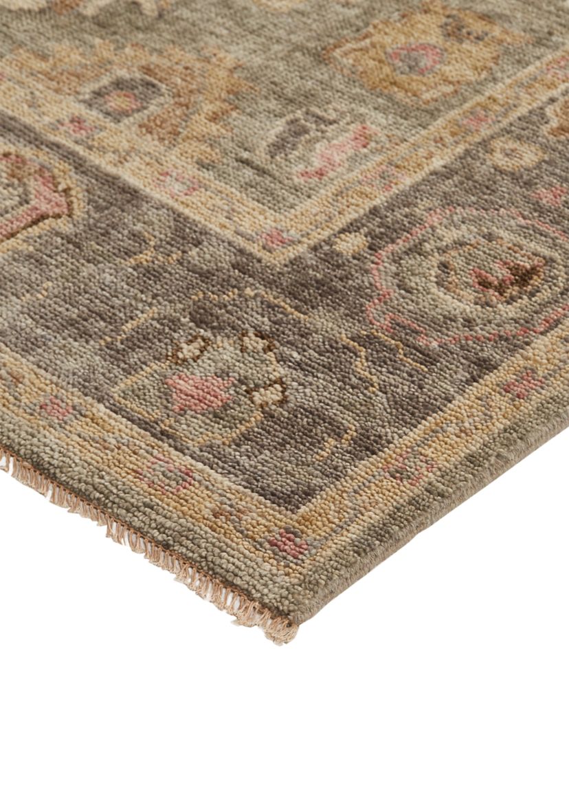 Irie Traditional Oriental Area Rug