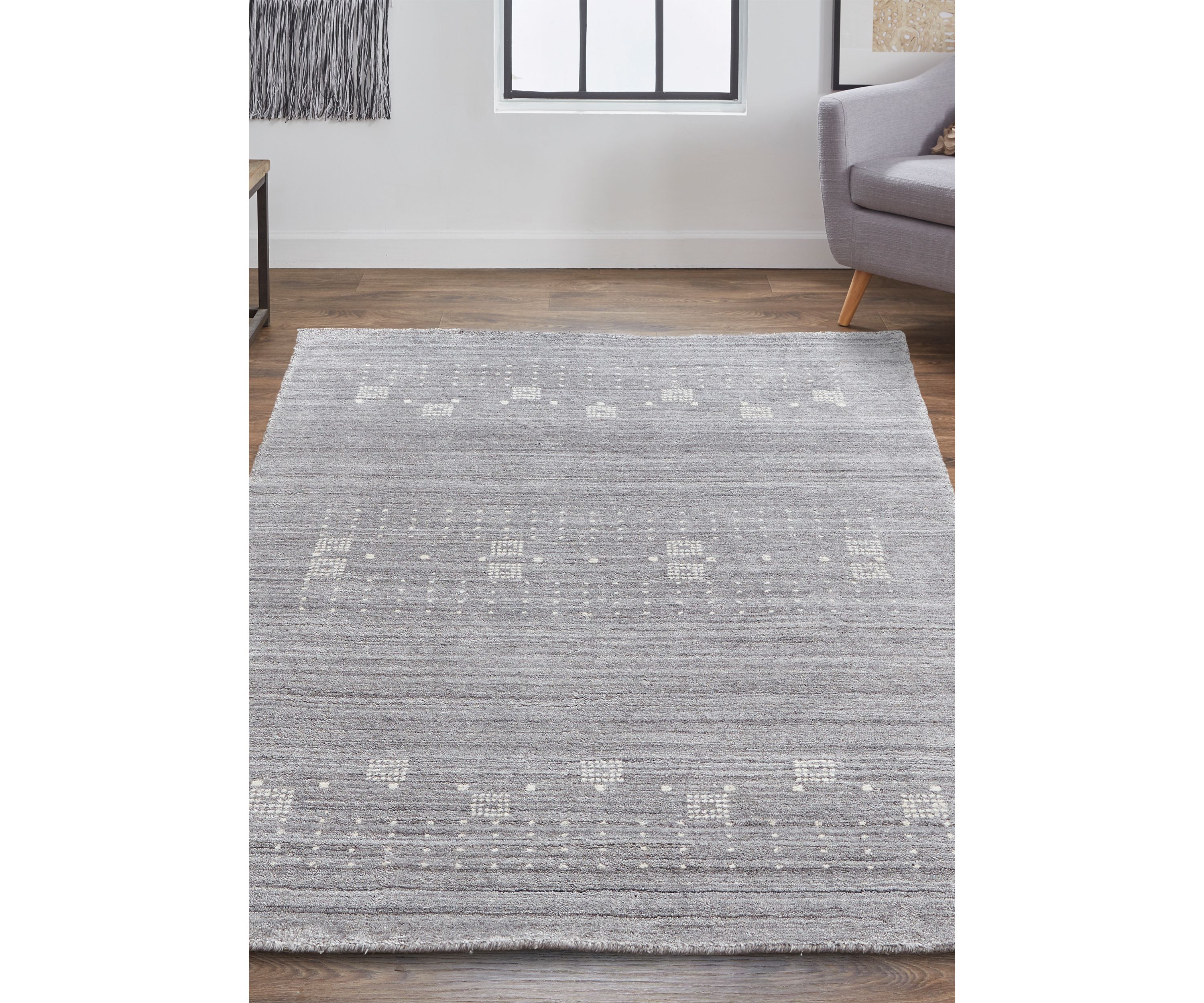 Yurie Transitional Solid Area Rug