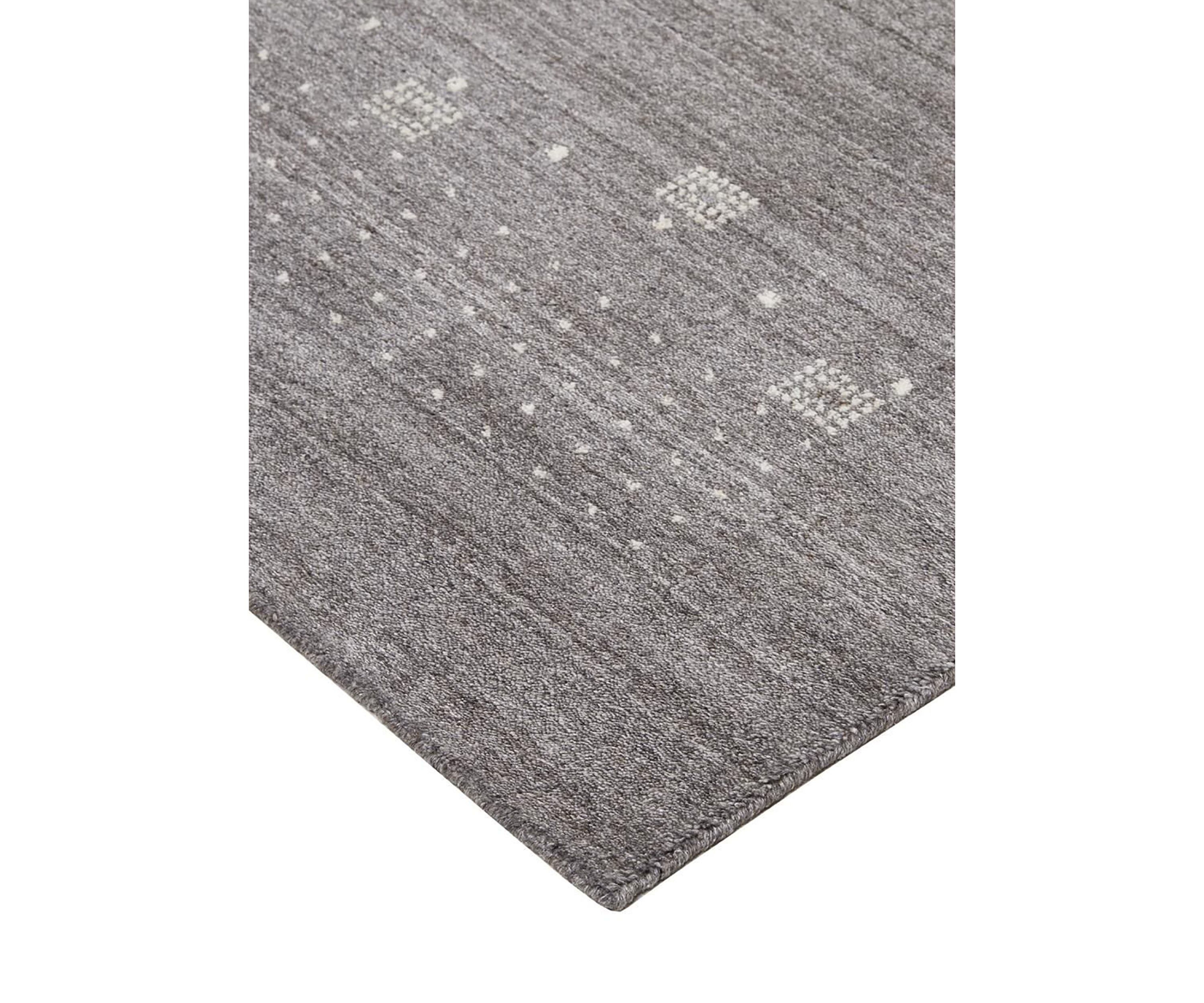 Yurie Transitional Solid Area Rug
