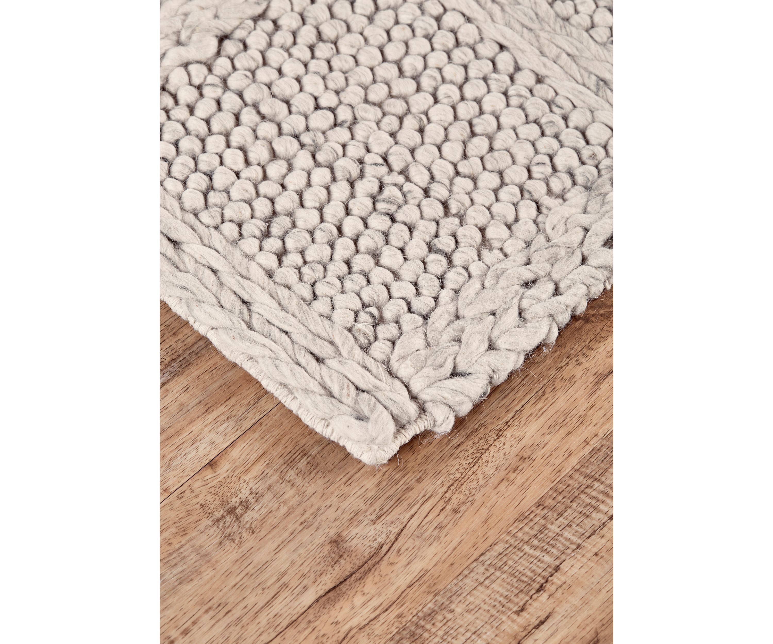 Genet Transitional Solid Area Rug