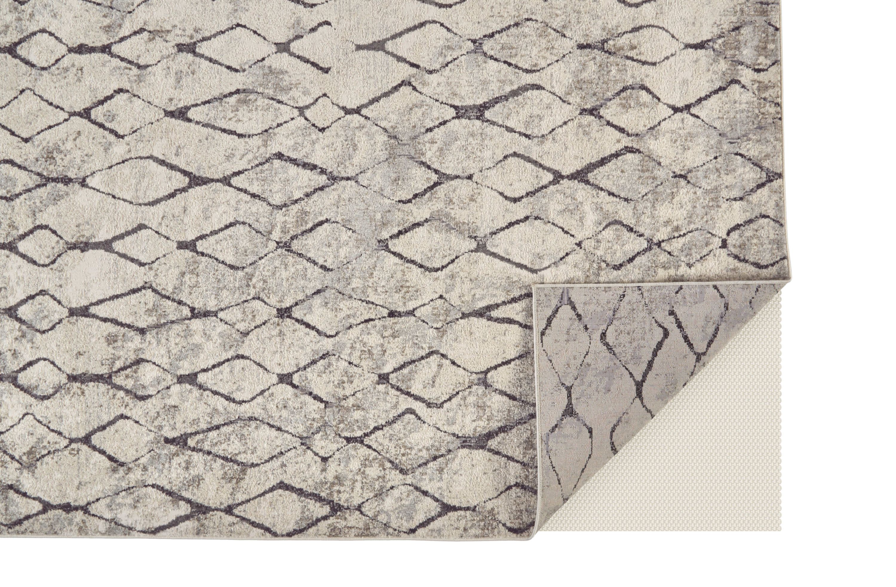 Kiba Transitional Diamond Area Rug