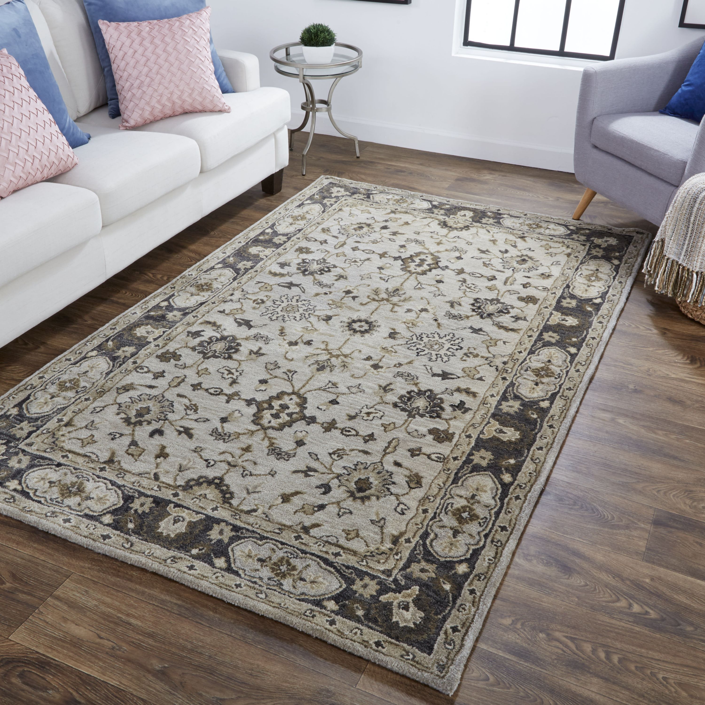 Botticino Traditional Oriental Area Rug