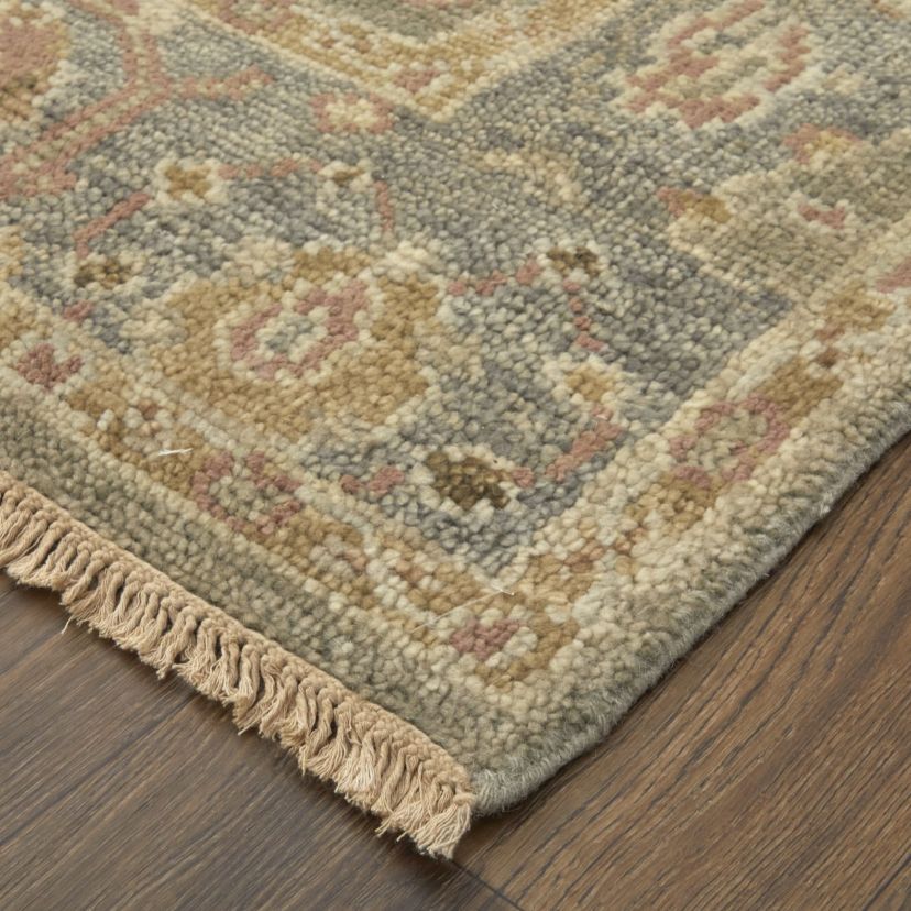 Irie Traditional Oriental Area Rug