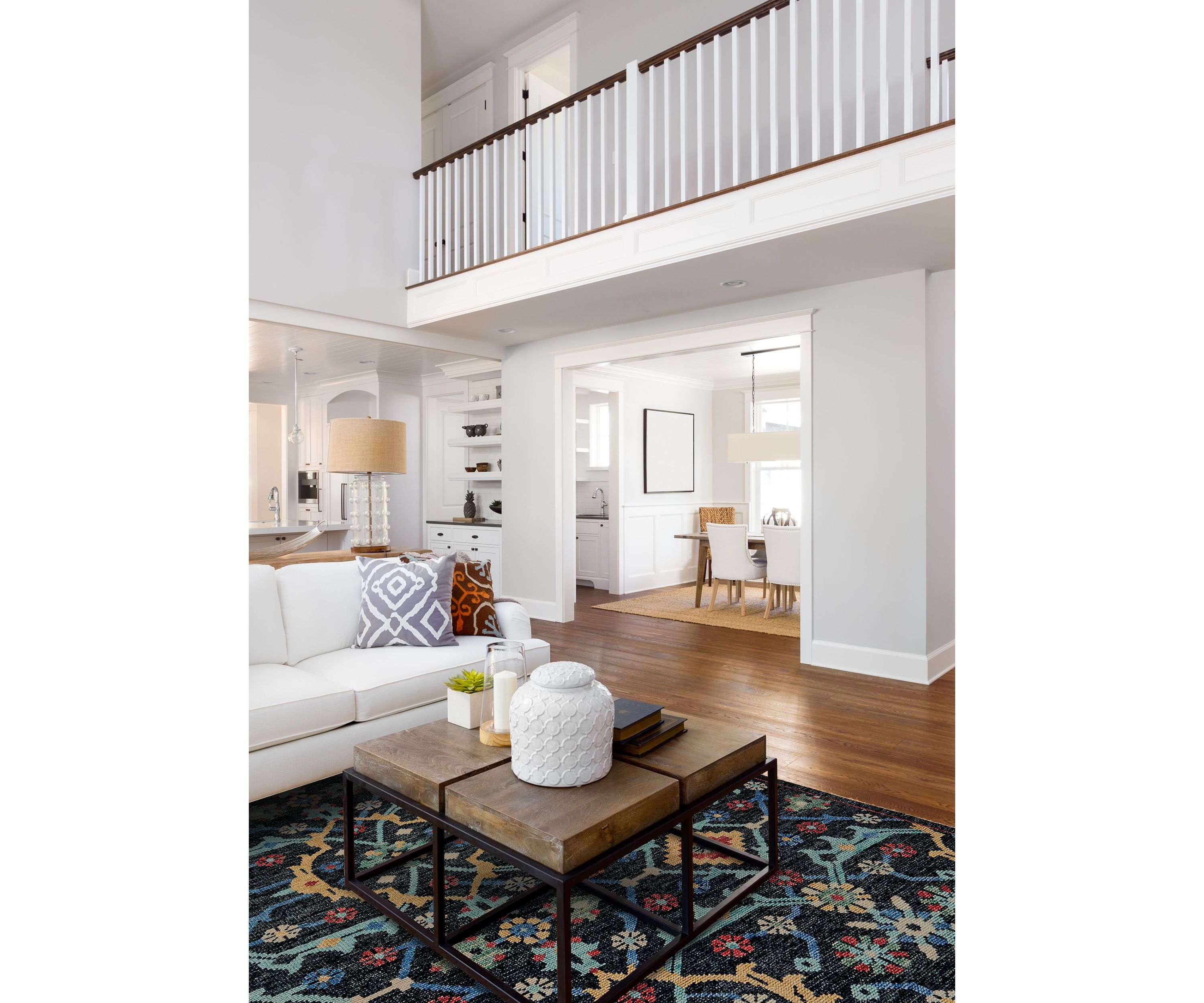 Bashyr Traditional Geometric Area Rug