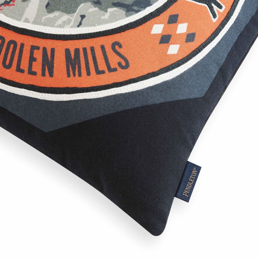 Acadia Pillow