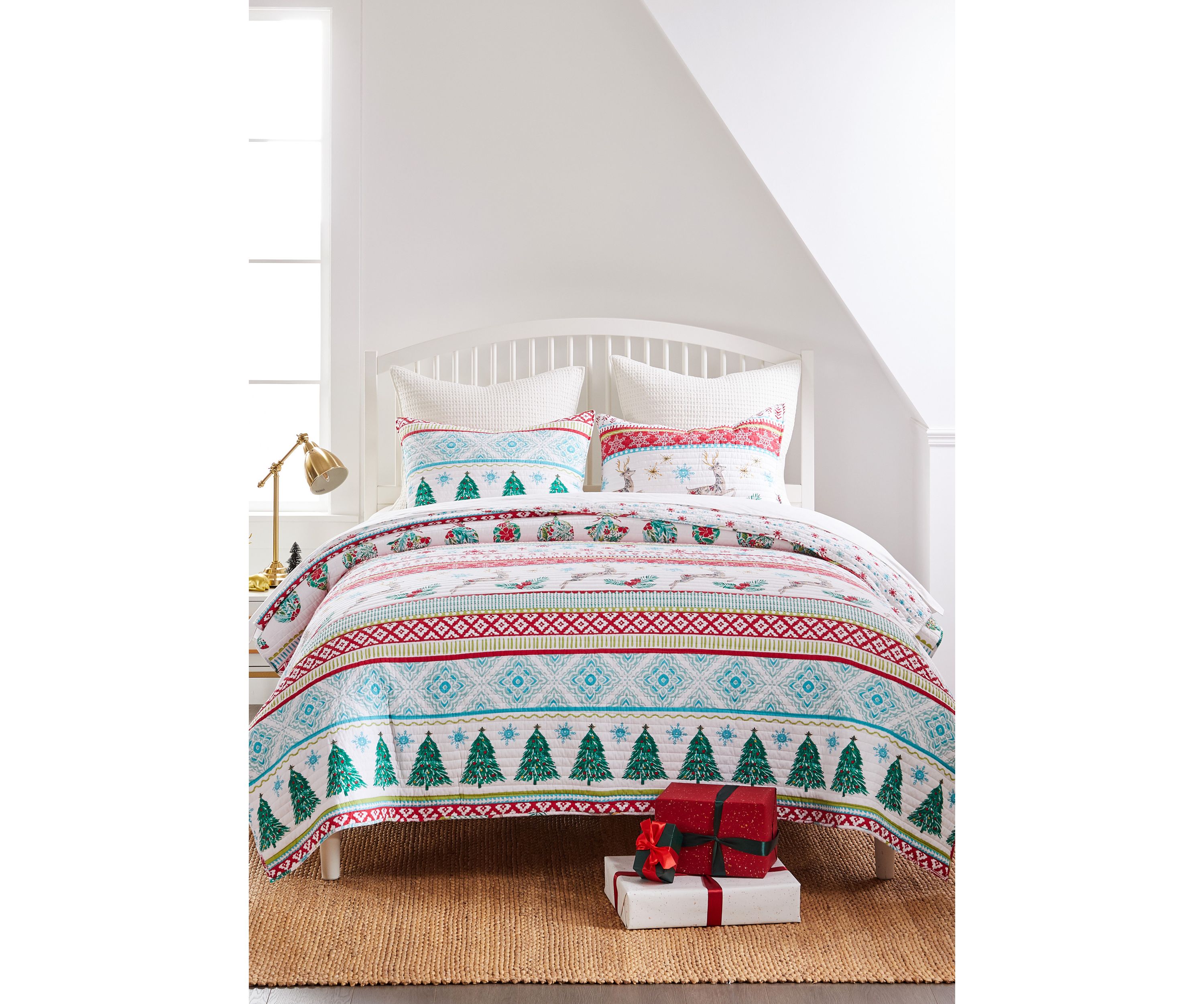 Reindeer Lane Quilt Set