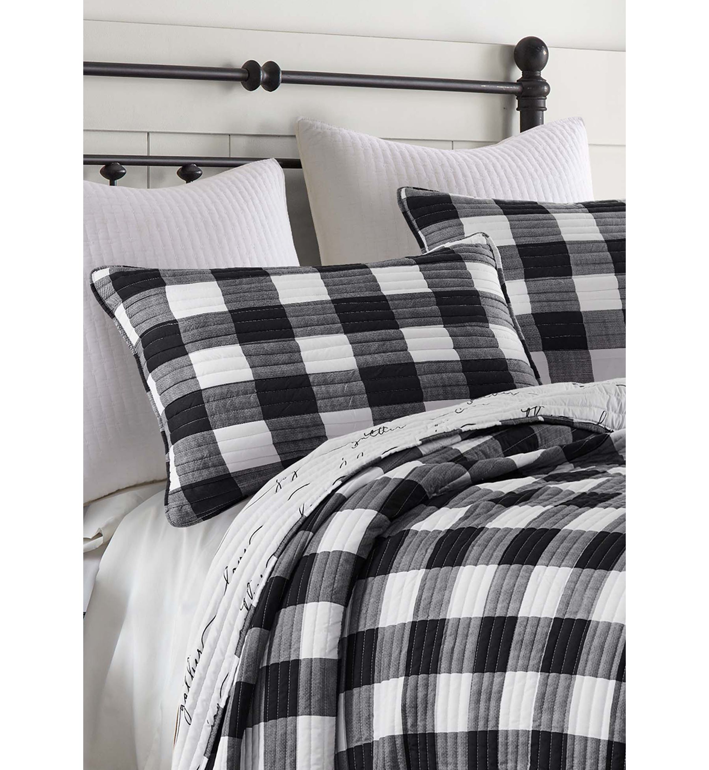 Logan Plaid Reversible Quilt Set