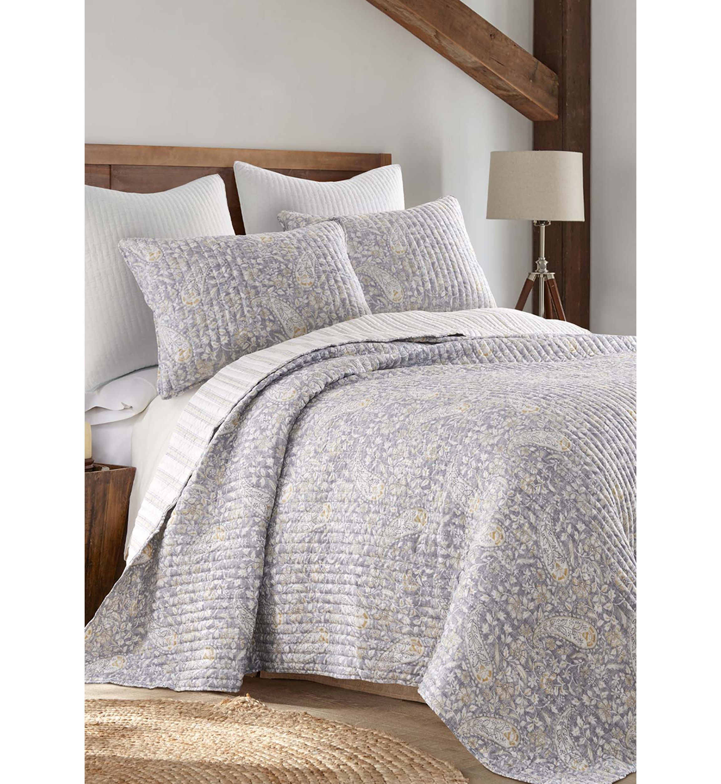 Emma Paisley Reversible Quilt Set