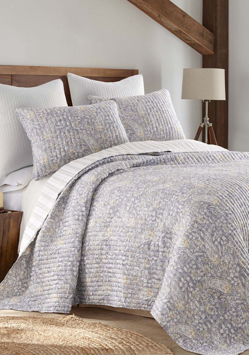 Emma Paisley Reversible Quilt Set