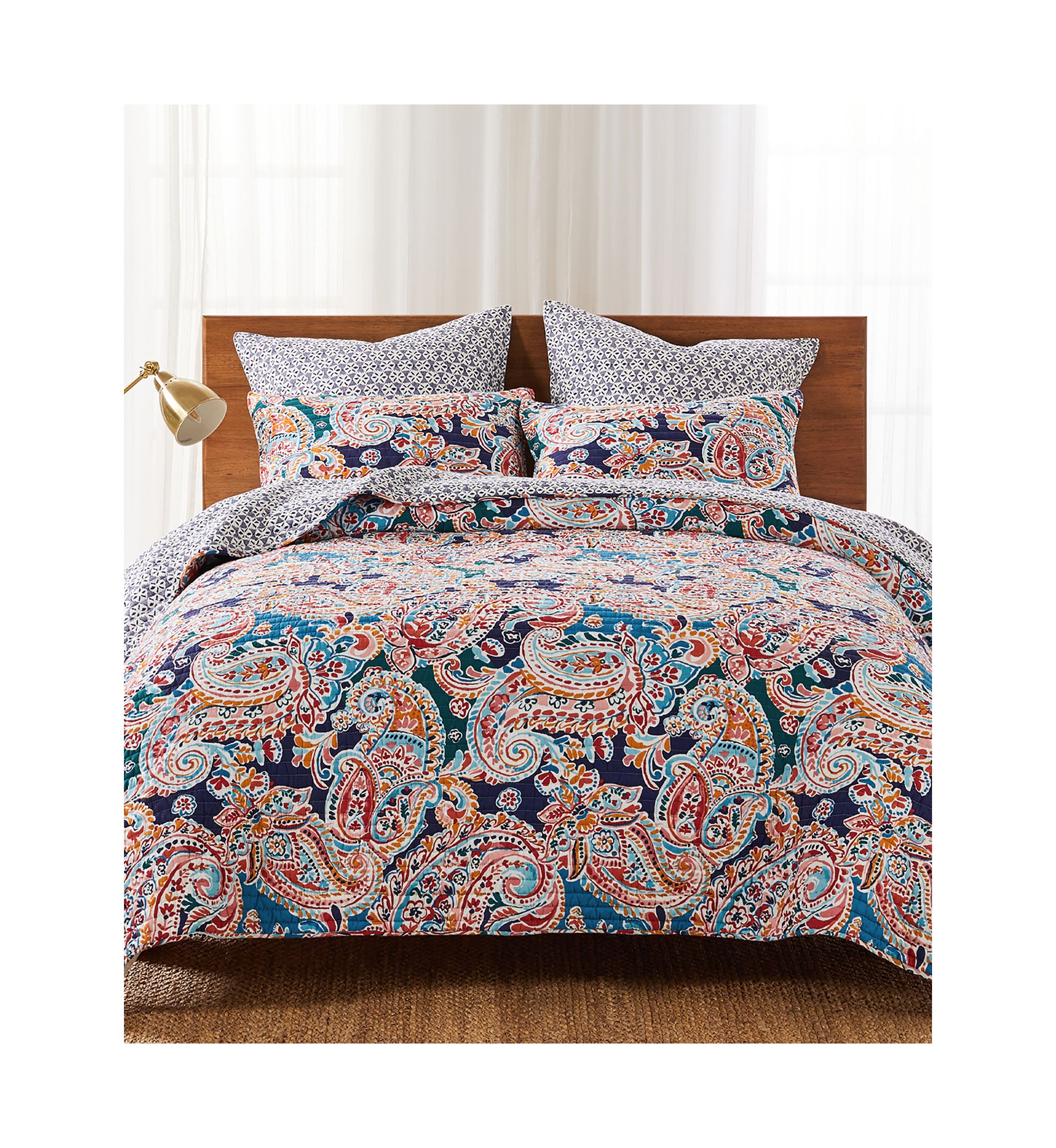 Saronna Quilt Set