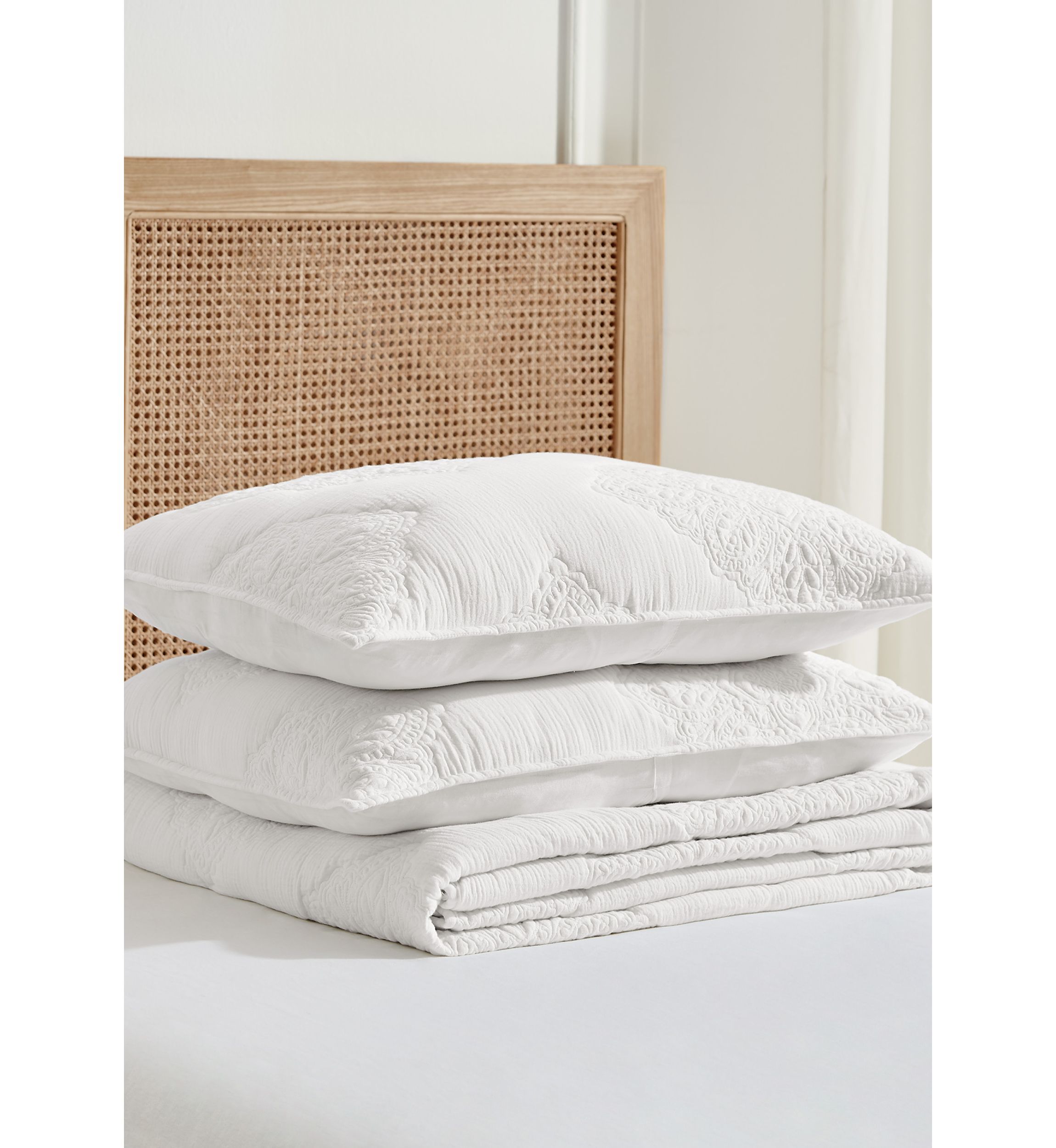Munni Reversible Quilt Set