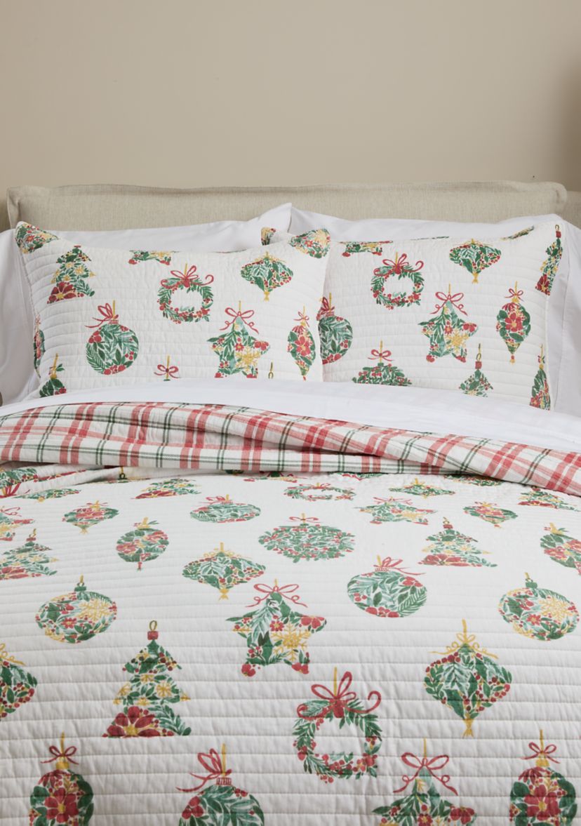 Merry Globes Quilt Set