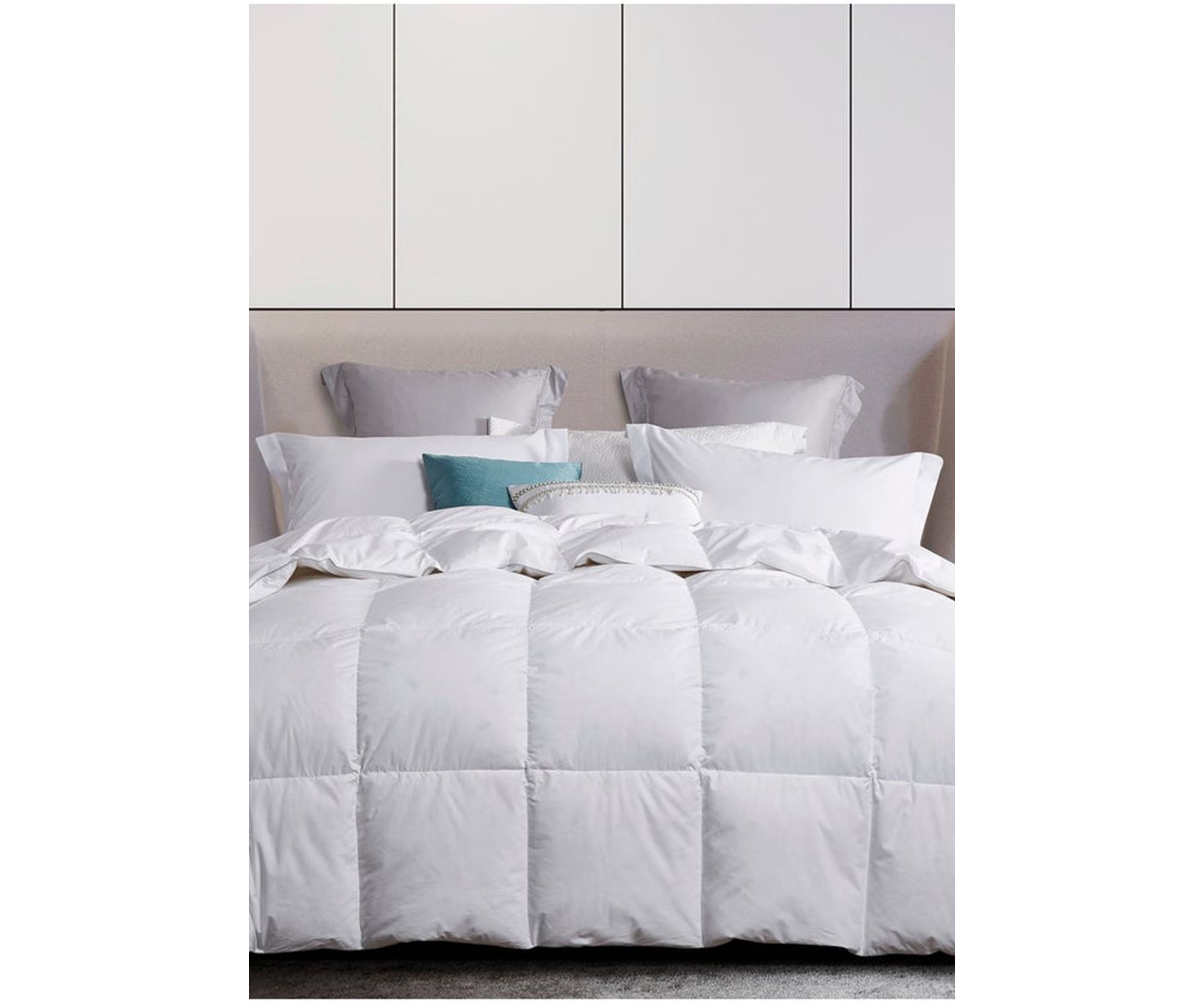 White Goose Down and Feather Comforter