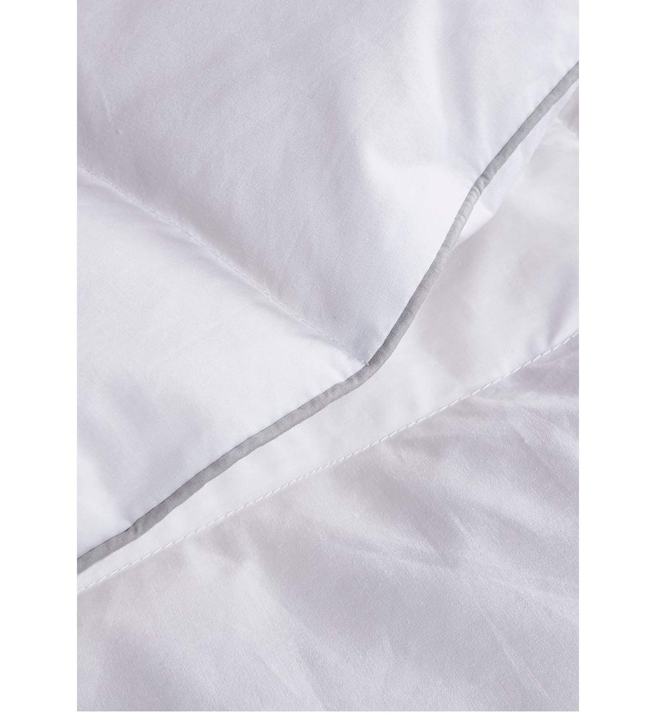 Luxury All Season White Down Comforter