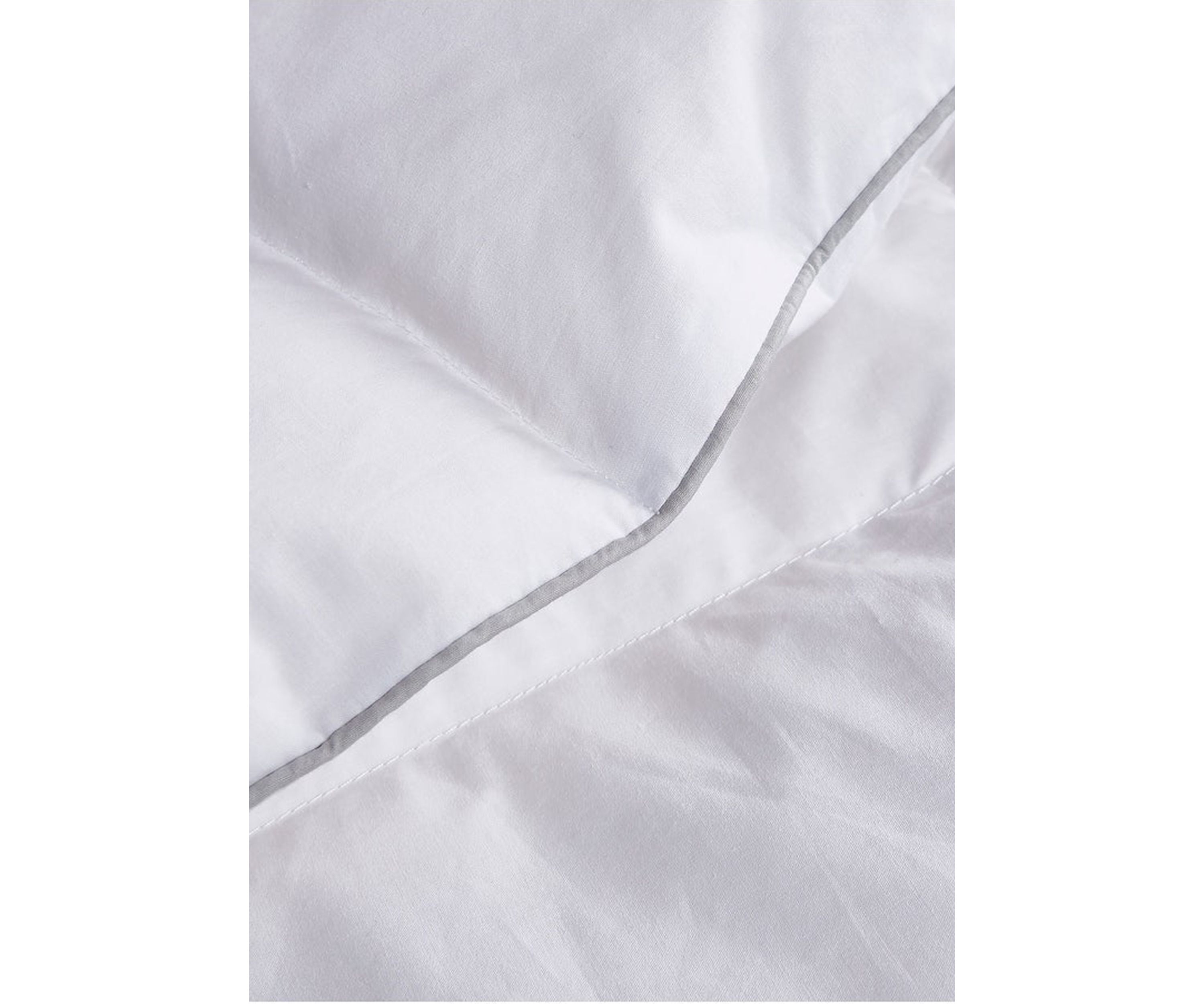 Luxury All Season White Down Comforter