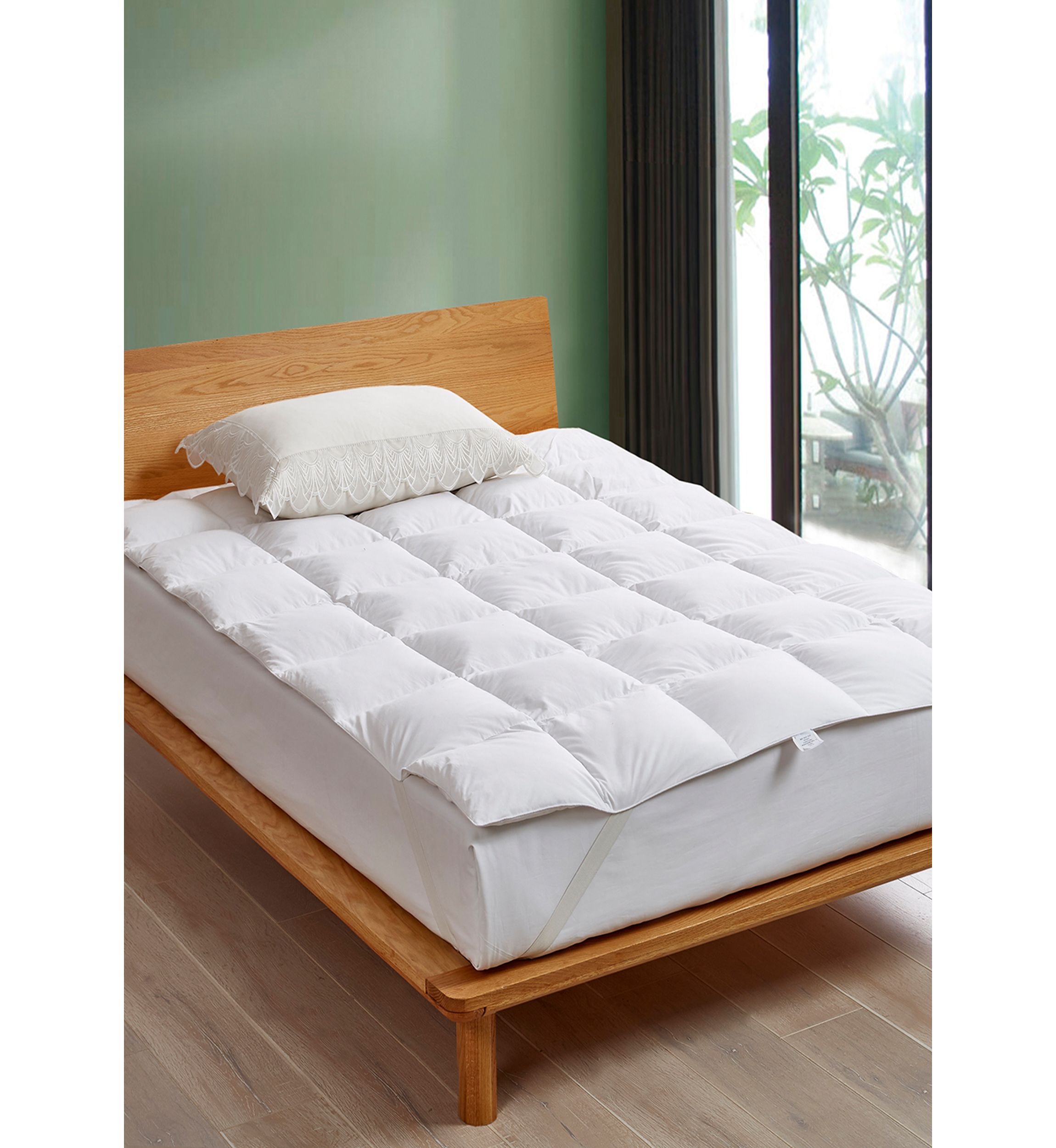 White Goose Feather and Down Fiber Featherbed