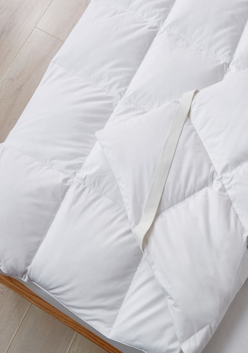 White Goose Feather and Down Fiber Featherbed