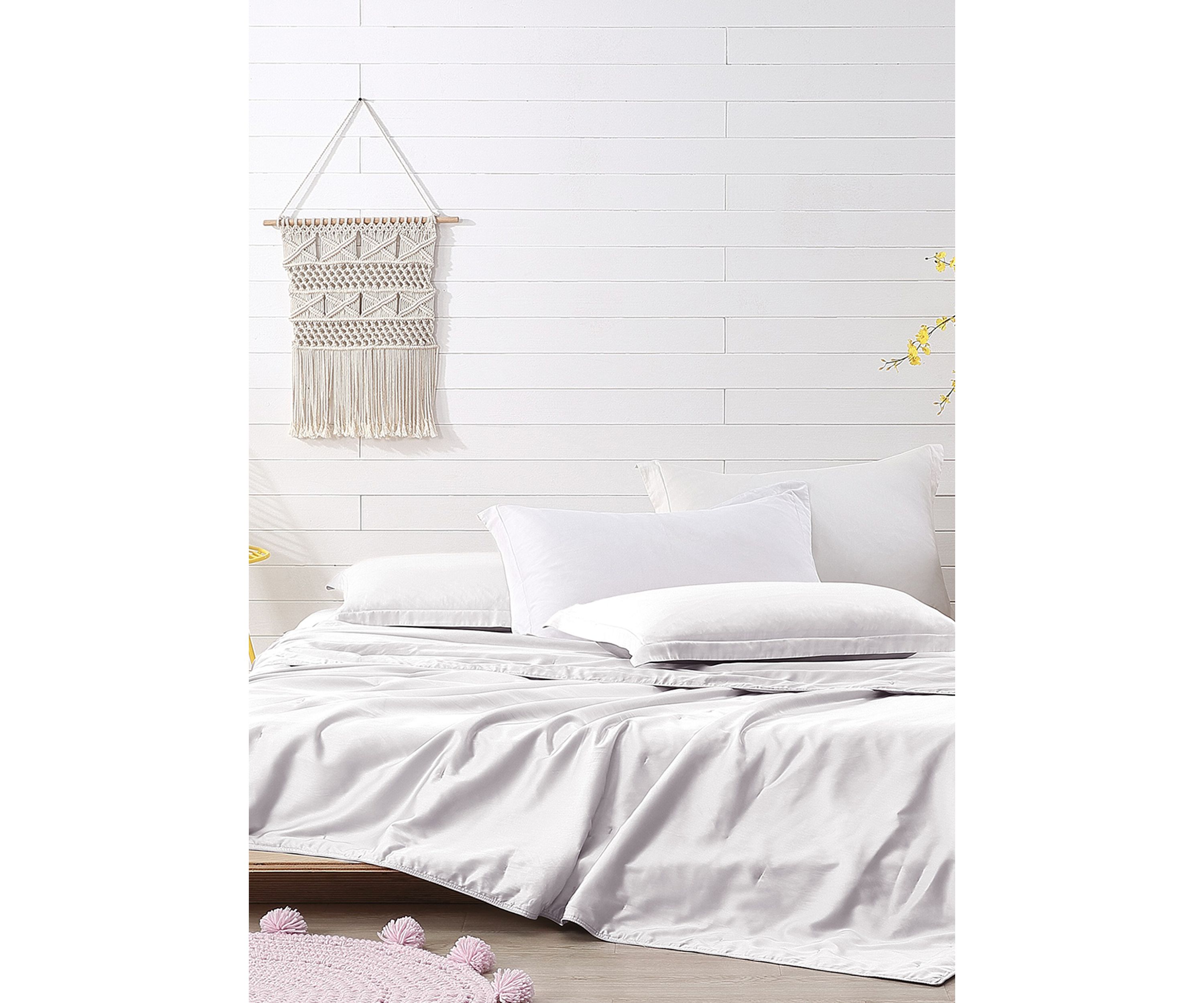 300 Thread Count Silk Comforter - Light Warmth
