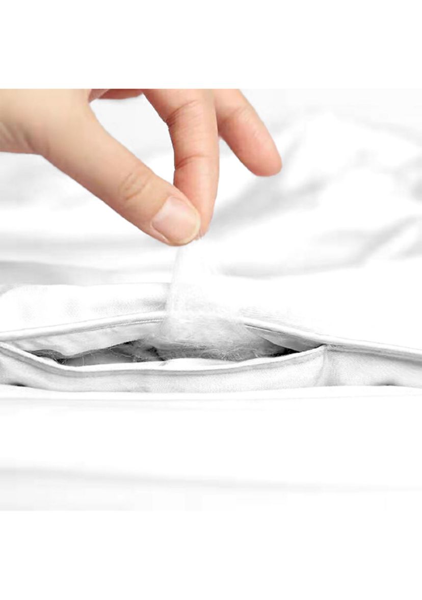 300 Thread Count Silk Comforter - Light Warmth