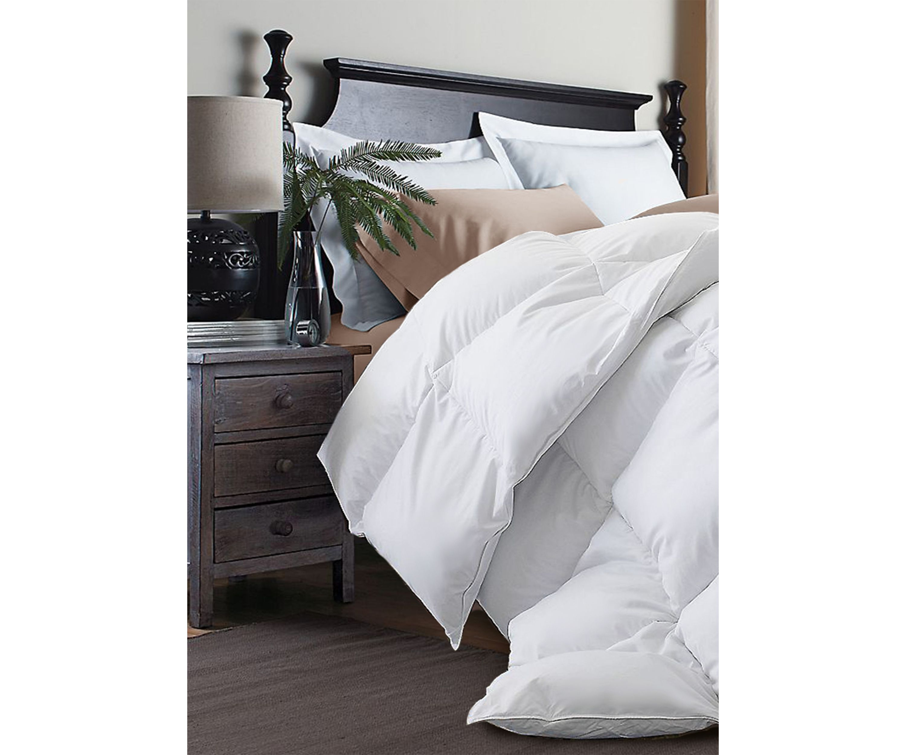 240 Thread Count White Goose Down and Feather Comforter